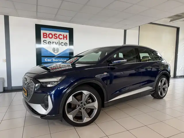 Audi Q4 e-tron 40 S Competition 77 kWh Panoramadak / Carplay / Ad