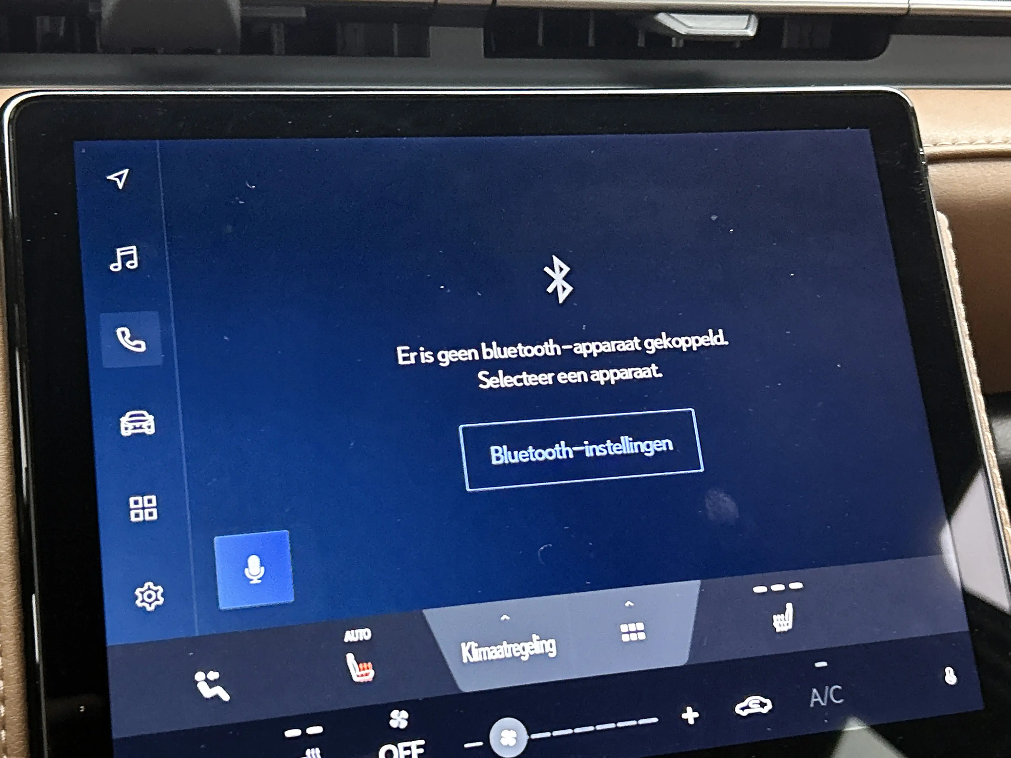 Lexus LBX Relax 2WD Advanced Pack | BTW voertuig | Mark Levi — photo 10