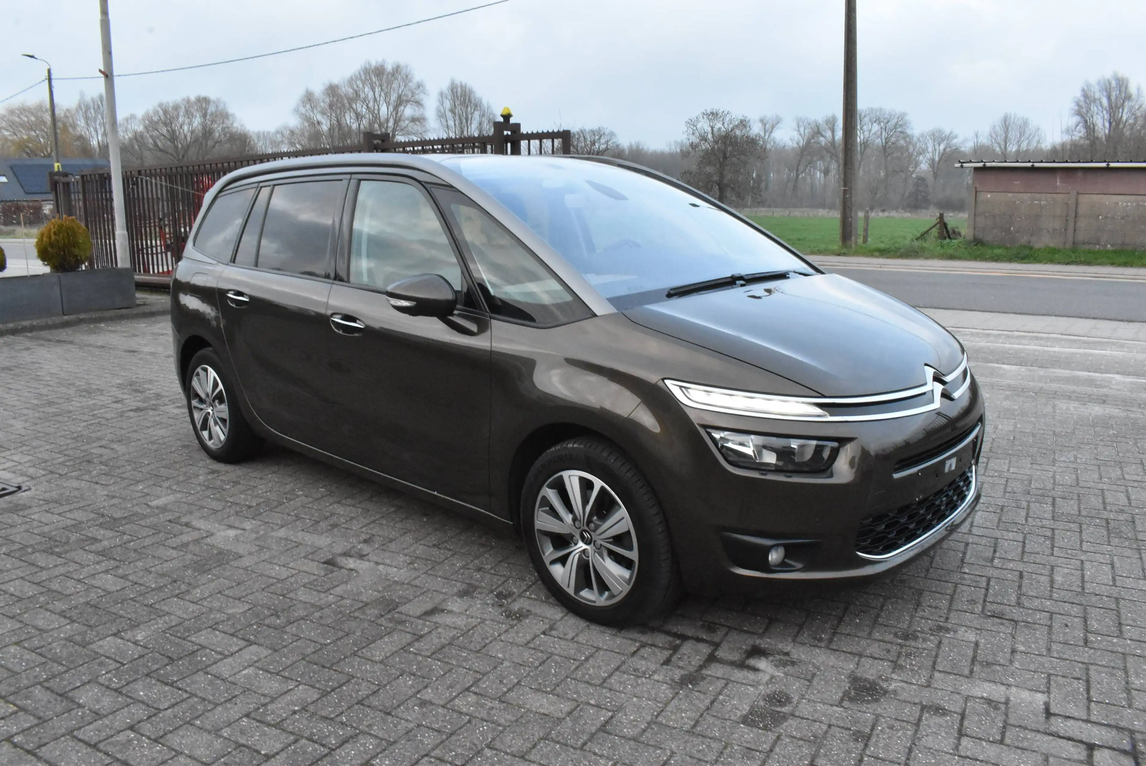 Citroen Grand C4 Picasso 2.0 BlueHDi Intensive Autom GPS/Airco ***12M GARANTIE***85.000KM!!! — photo 2