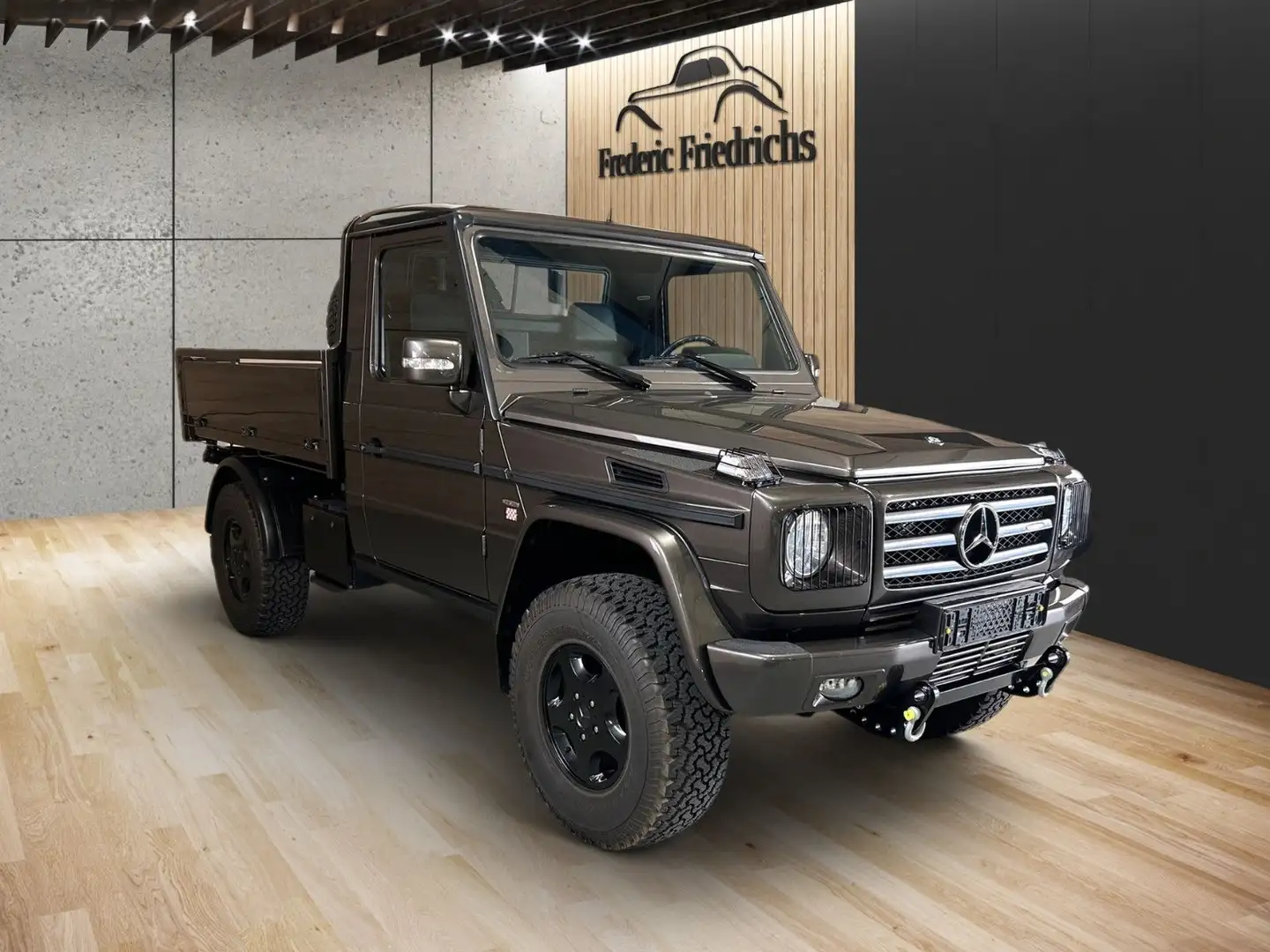 Mercedes-Benz G 250 d Professional Pick-Up H-Kennzeichen Grey - 2