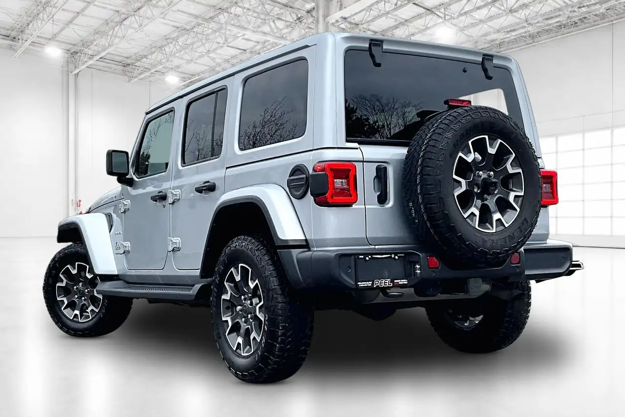 Jeep Wrangler снимка Jeep Wrangler