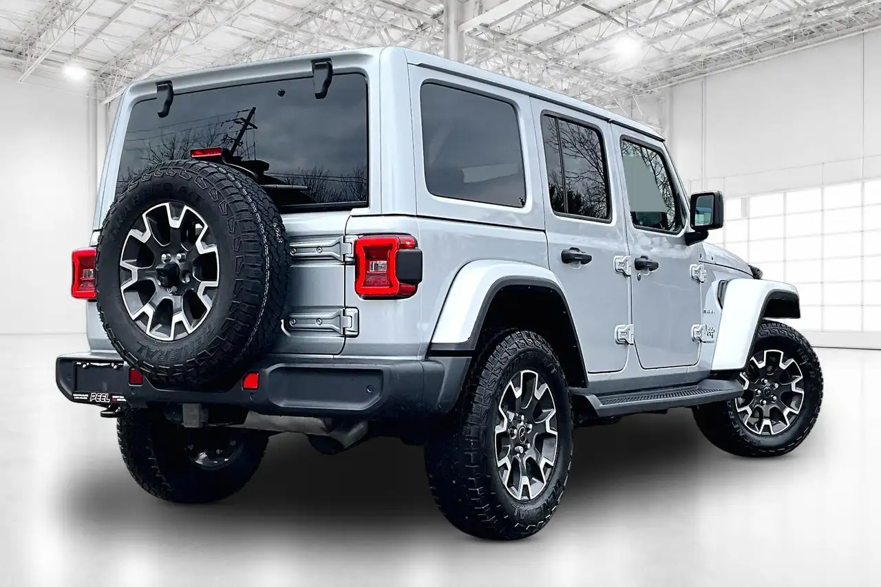 Jeep Wrangler снимка Jeep Wrangler