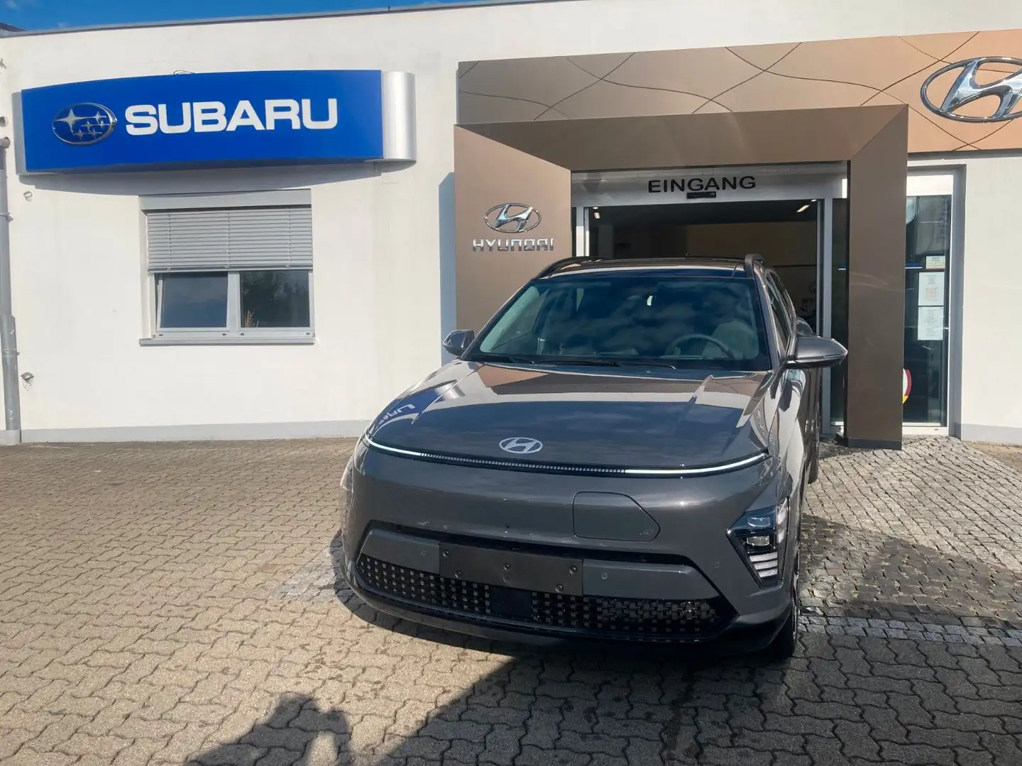 Hyundai KONA ELEKTRO SX2 65,4kWh 160kW 218PS Prime-Paket Grau - 2