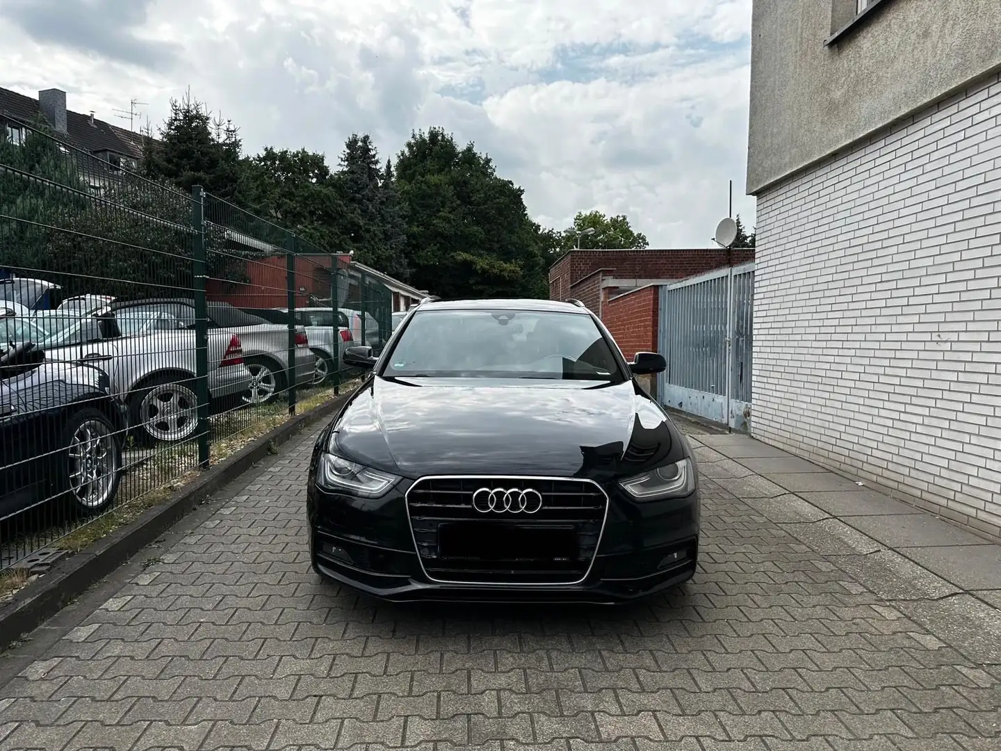 Audi A4 Avant S line Sportpaket / plus TÜV NEU*S LINE Noir - 2
