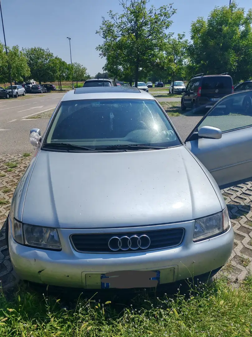 Audi A3 3p 1.8 Ambiente FL - 1