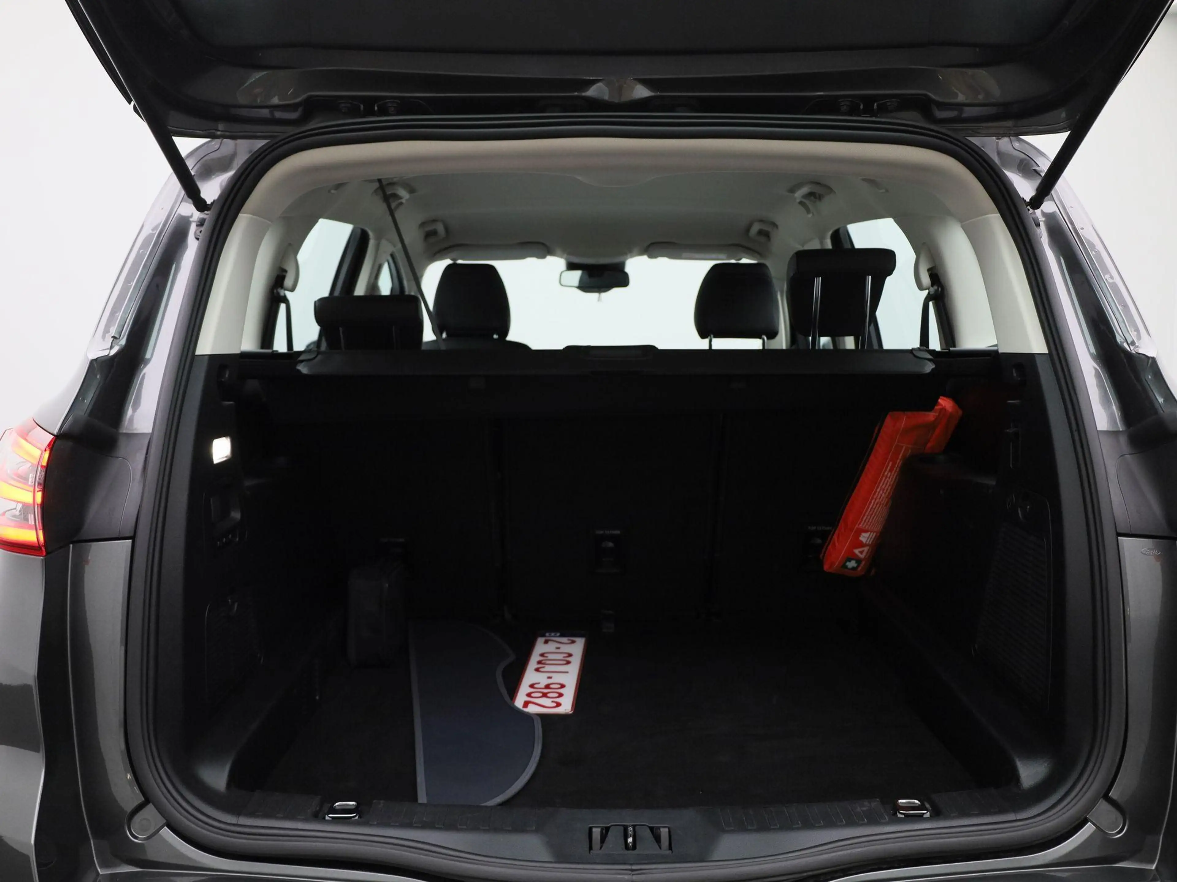Ford S-Max 2.0 TDCi 110kW S/S Aut. Titanium — photo 14