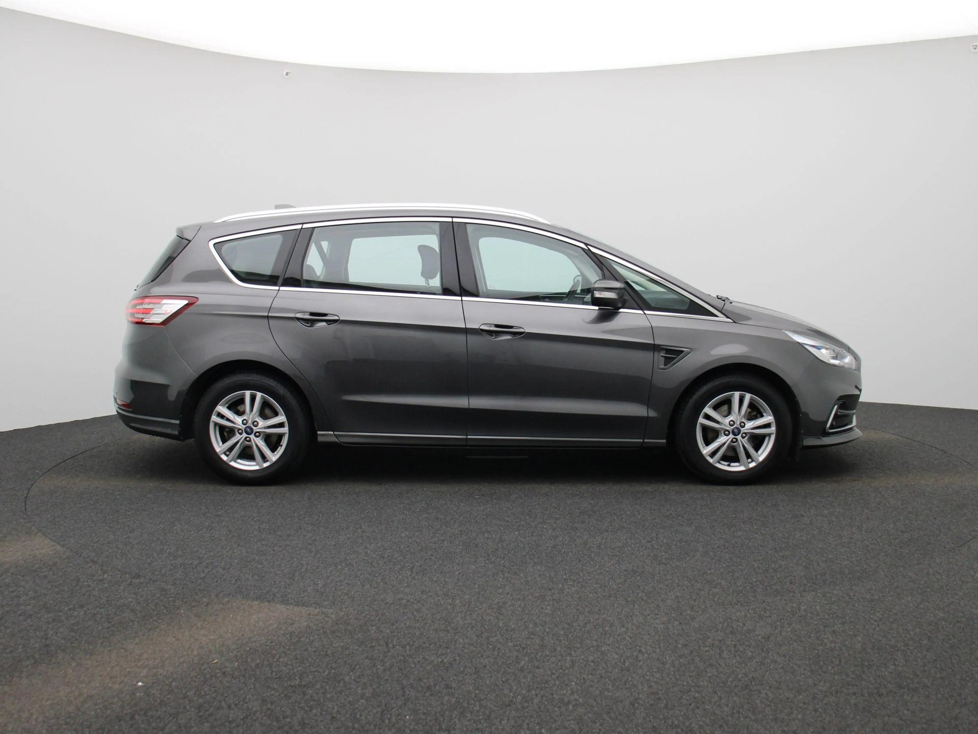 Ford S-Max 2.0 TDCi 110kW S/S Aut. Titanium — photo 6