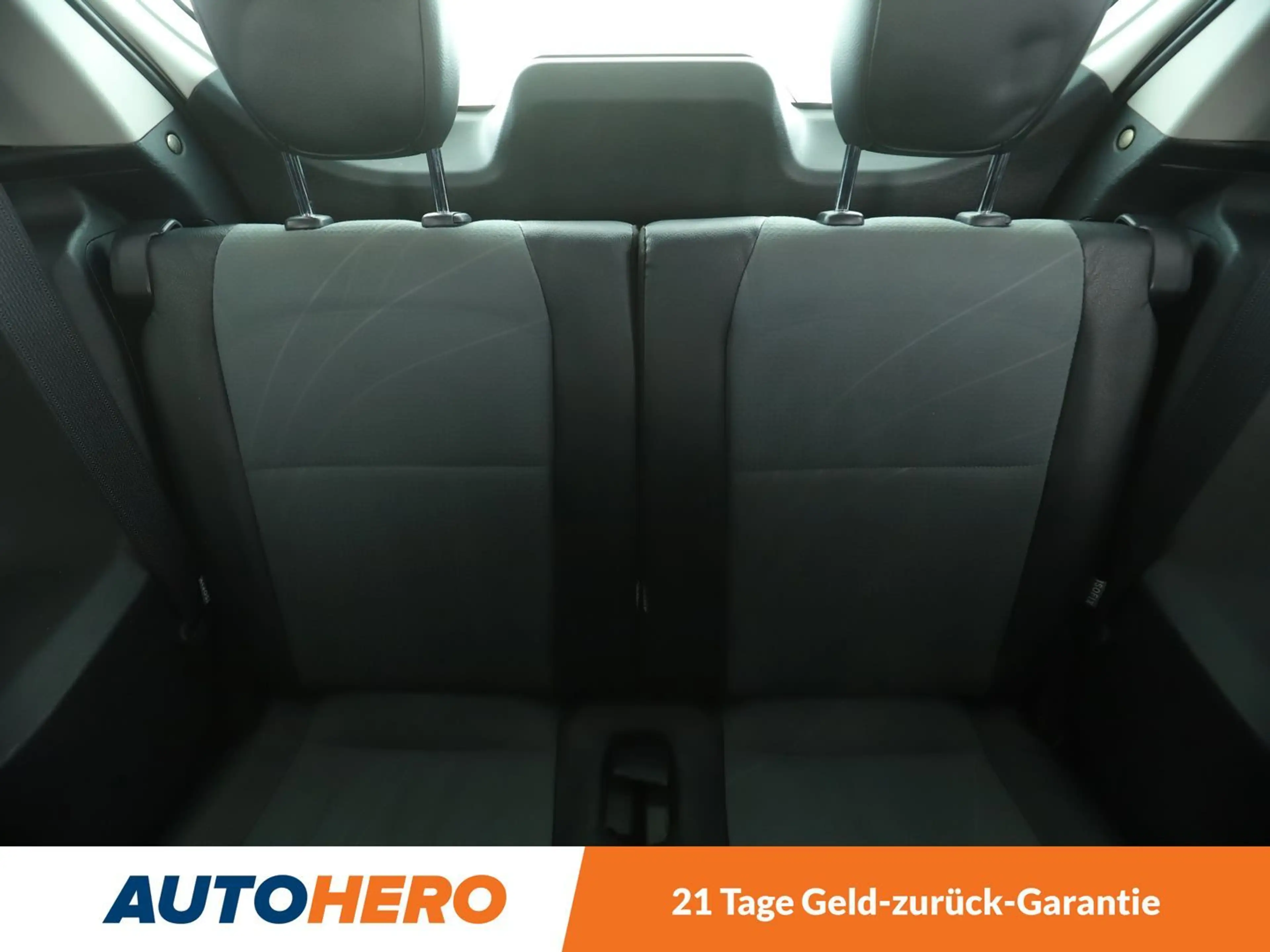 Toyota iQ 1.0 VVT-i*SHZ*ALU*KLIMA* — photo 15
