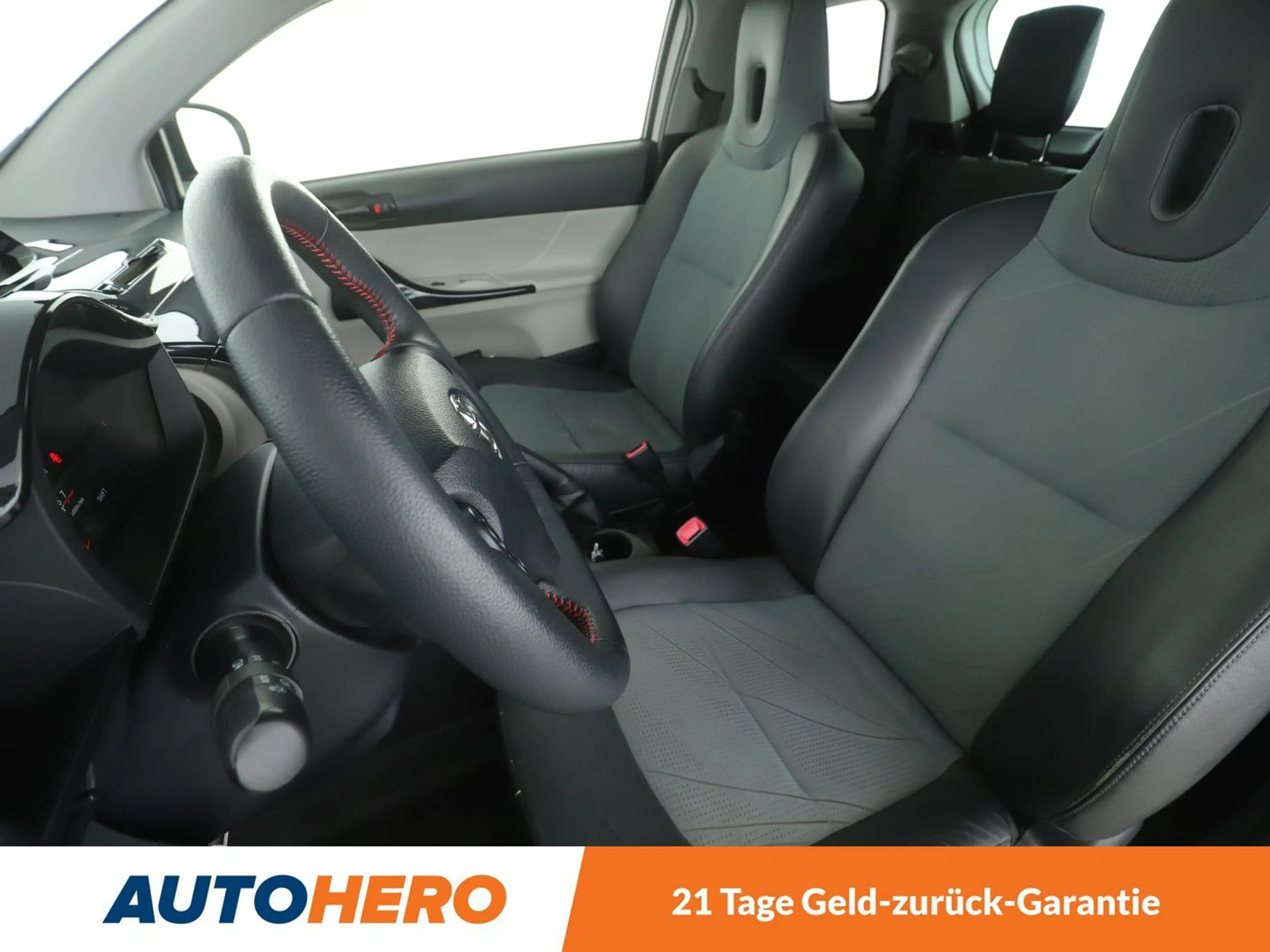 Toyota iQ 1.0 VVT-i*SHZ*ALU*KLIMA* — photo 10