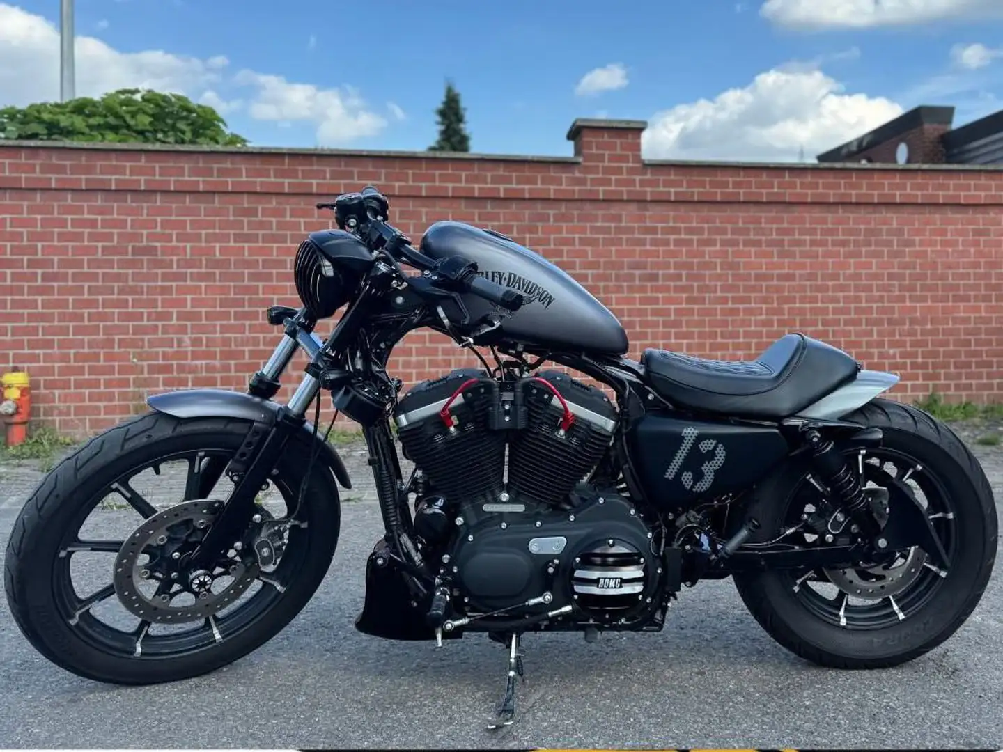 Harley-Davidson XL 883 Argent - 1