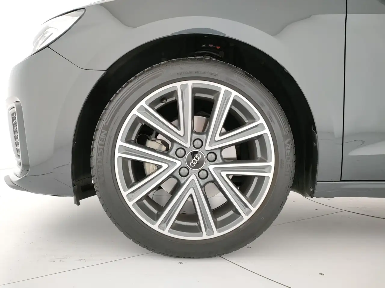 Audi A1 sportback 30 1.0 tfsi admired advanced 110cv s-tro 17