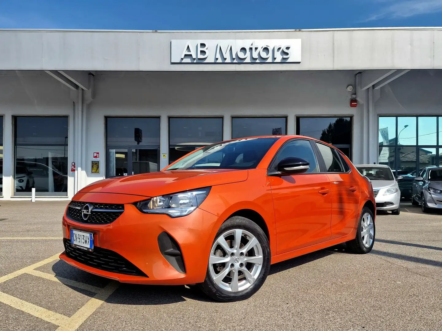 Opel Corsa 1.2 Edition Orange - 1