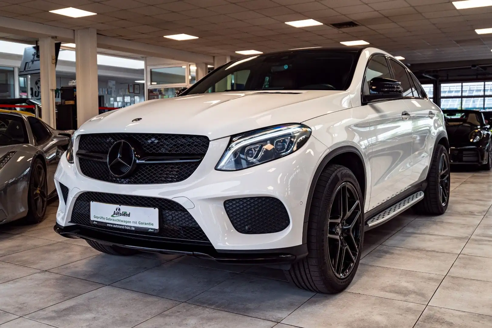 Mercedes-Benz GLE 350 GLE350 d Coupe 4Matic 9G-TRONIC*VOLL*H&K*StHz* Blanc - 1