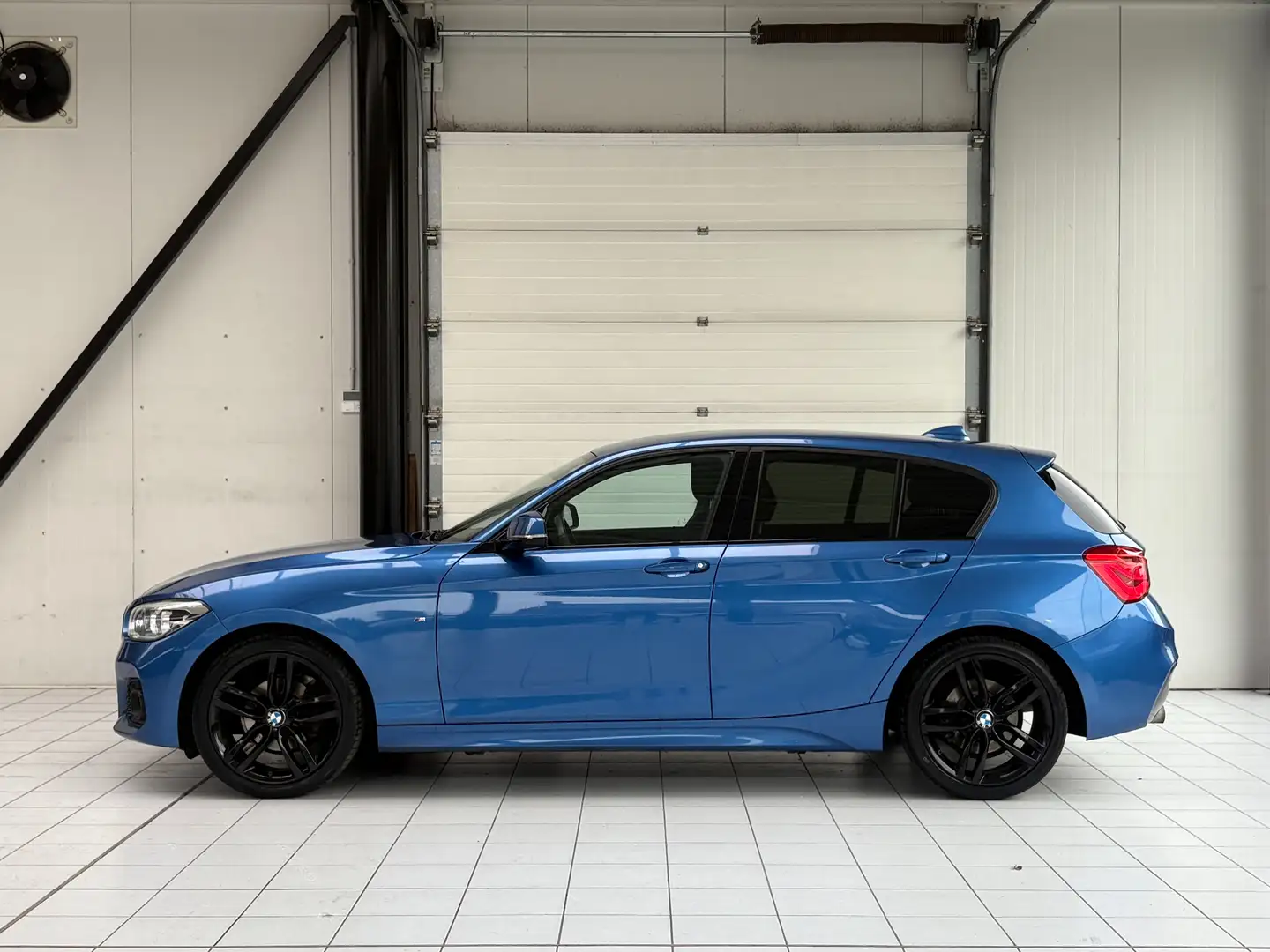 BMW 118 118i *PACK M*XENON*GPS*PDC*JANTES*SPORT* Bleu - 2
