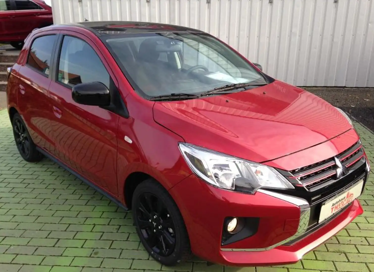 Mitsubishi Space Star Select+ Black1.2 MIVEC ClearTec CVT Rojo - 1