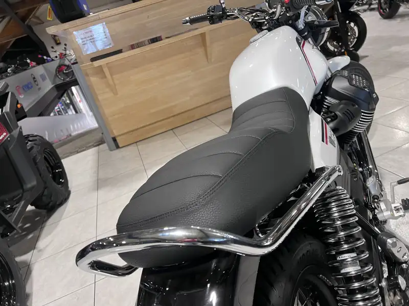 Moto Guzzi V 7 - foto 5
