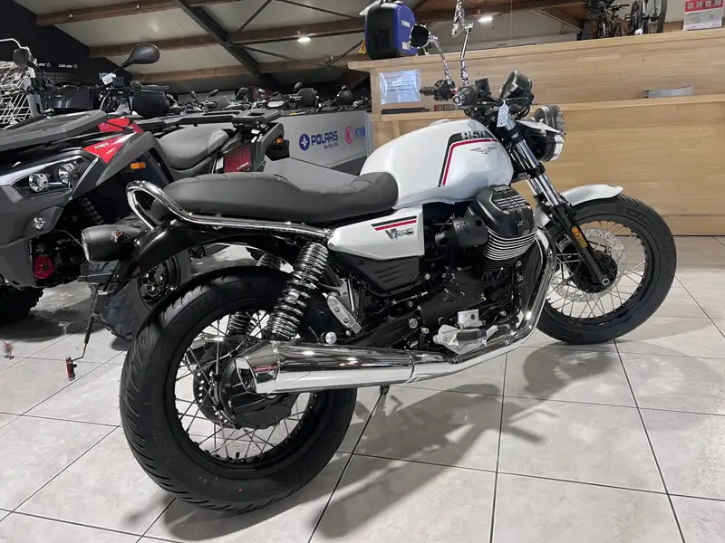 Moto Guzzi V 7 - foto 3