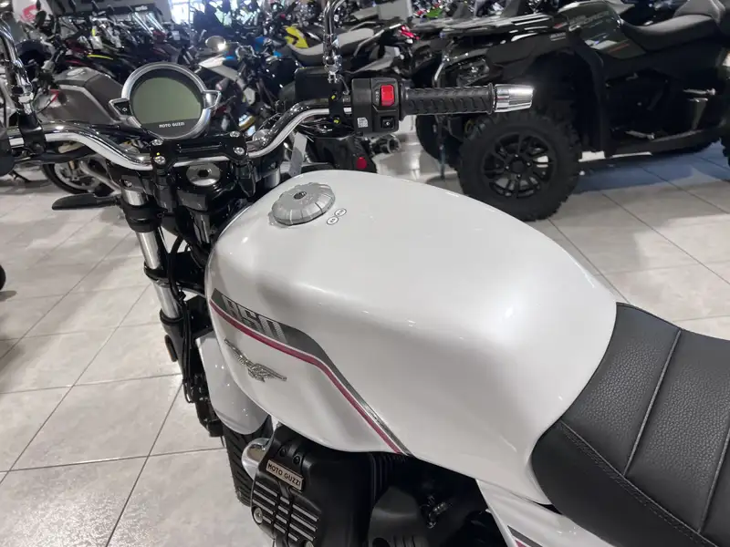 Moto Guzzi V 7 - foto 6