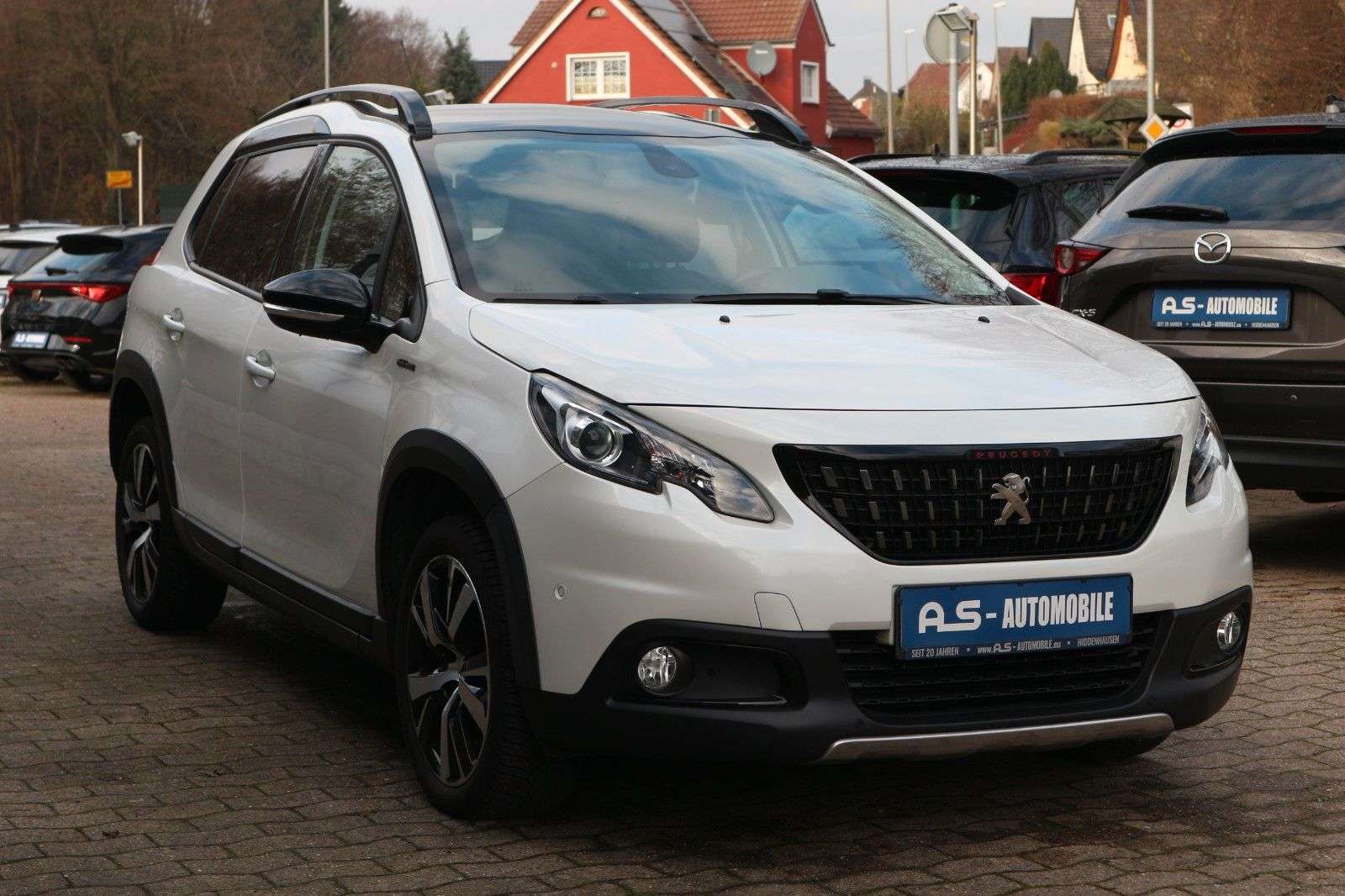 Second hand Peugeot 2008 1.2 gt