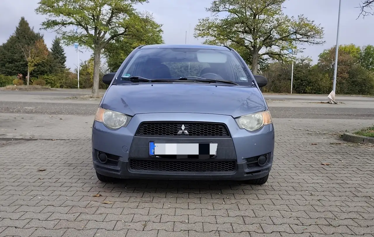 Mitsubishi Colt