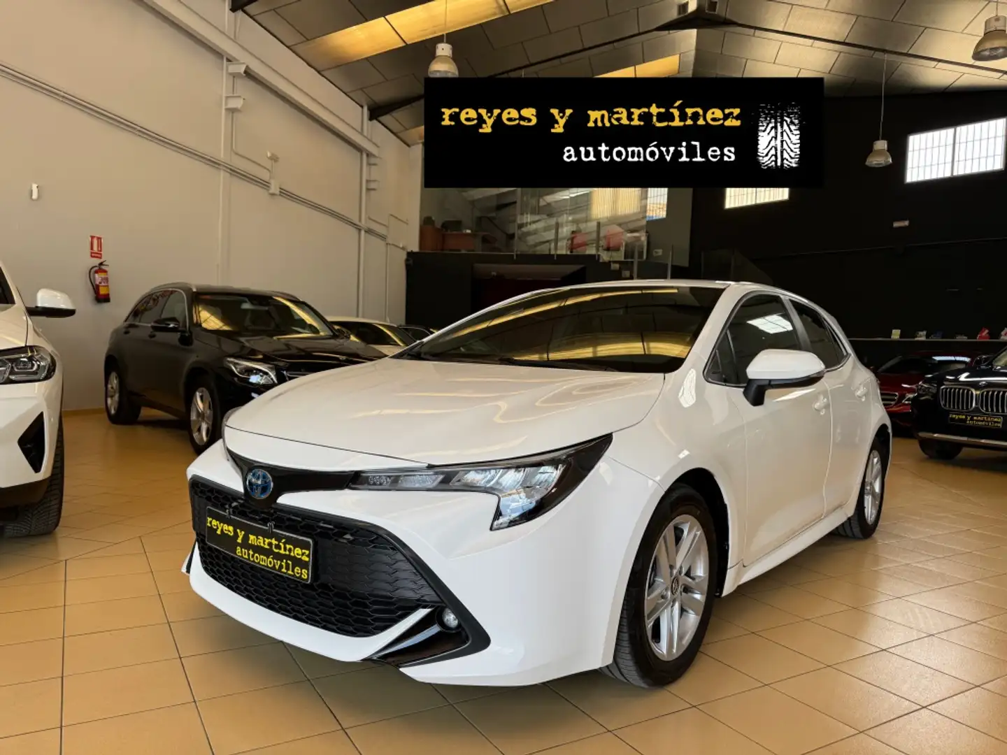 Toyota Corolla 125H Active Blanco - 1