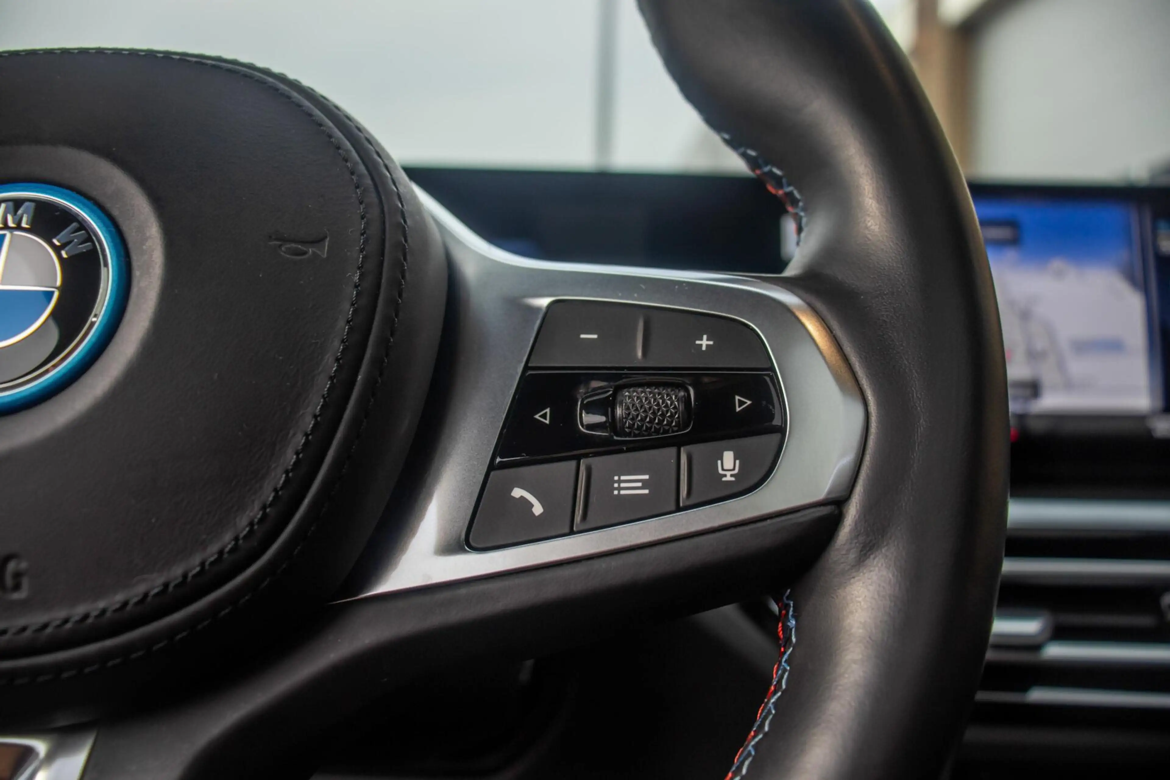 BMW i4 M50 High Executive 84 kWh, BTW, Origineel NL, 1e e — photo 17