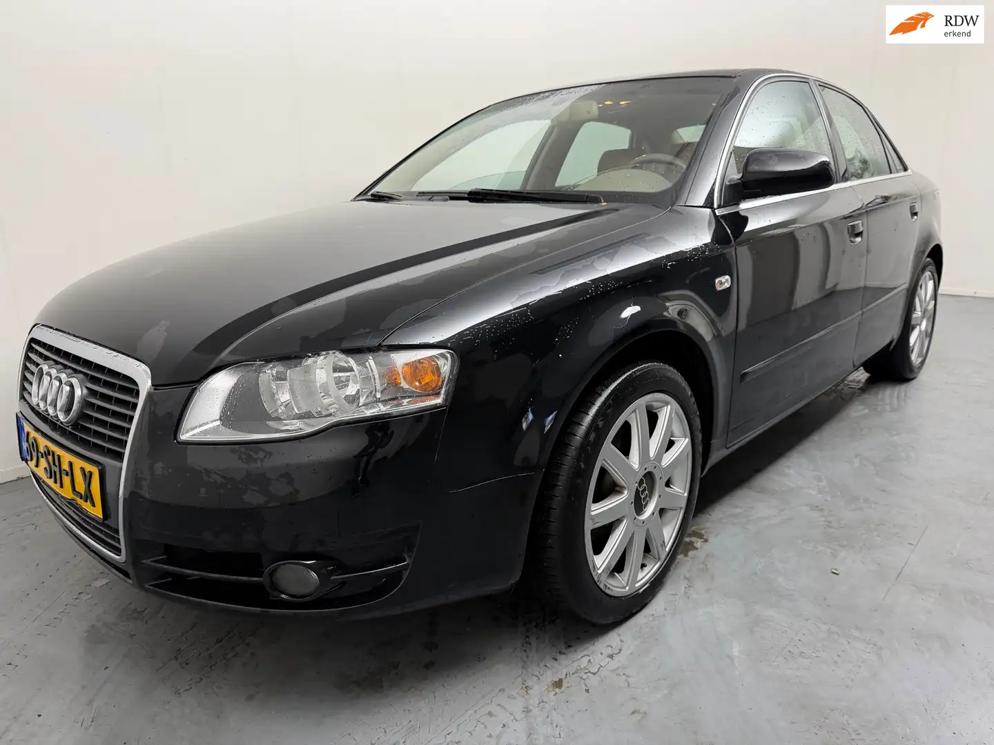 Audi A4 Limousine 2.0 TDI # Automaat niet goed!! Airco # L Schwarz - 1