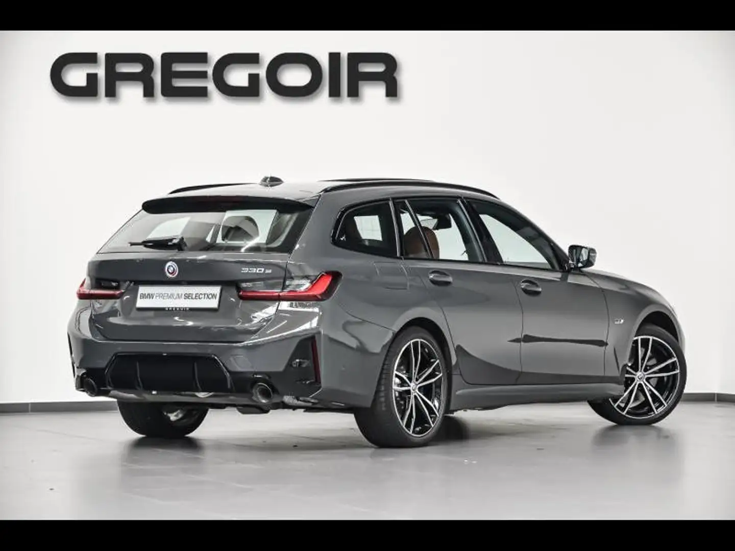 BMW 330 e Touring M Pack Individual Gris - 2