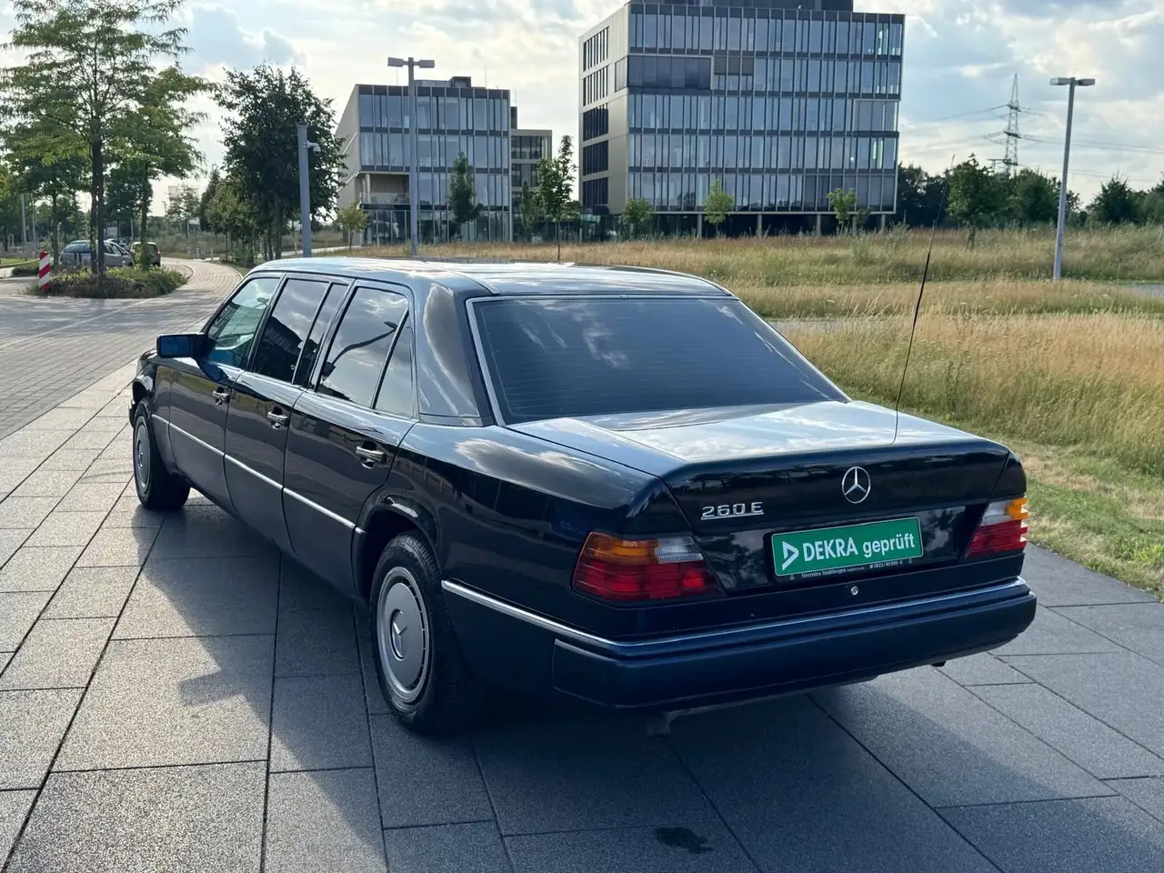 Mercedes-Benz 260 E PULLMAN/H-ZULASSUNG/8-SITZER/AUTOMATIK/GEP, foto 7