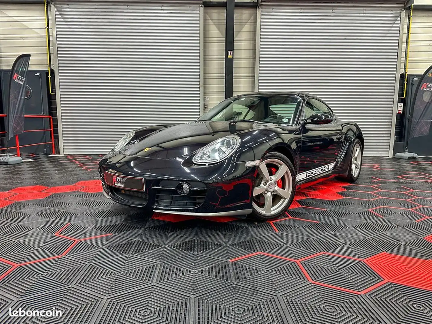 Porsche Cayman 987 S – 3.4L Flat-6 295 ch Tiptronic Pack Chrono Carnet Complet Noir - 1