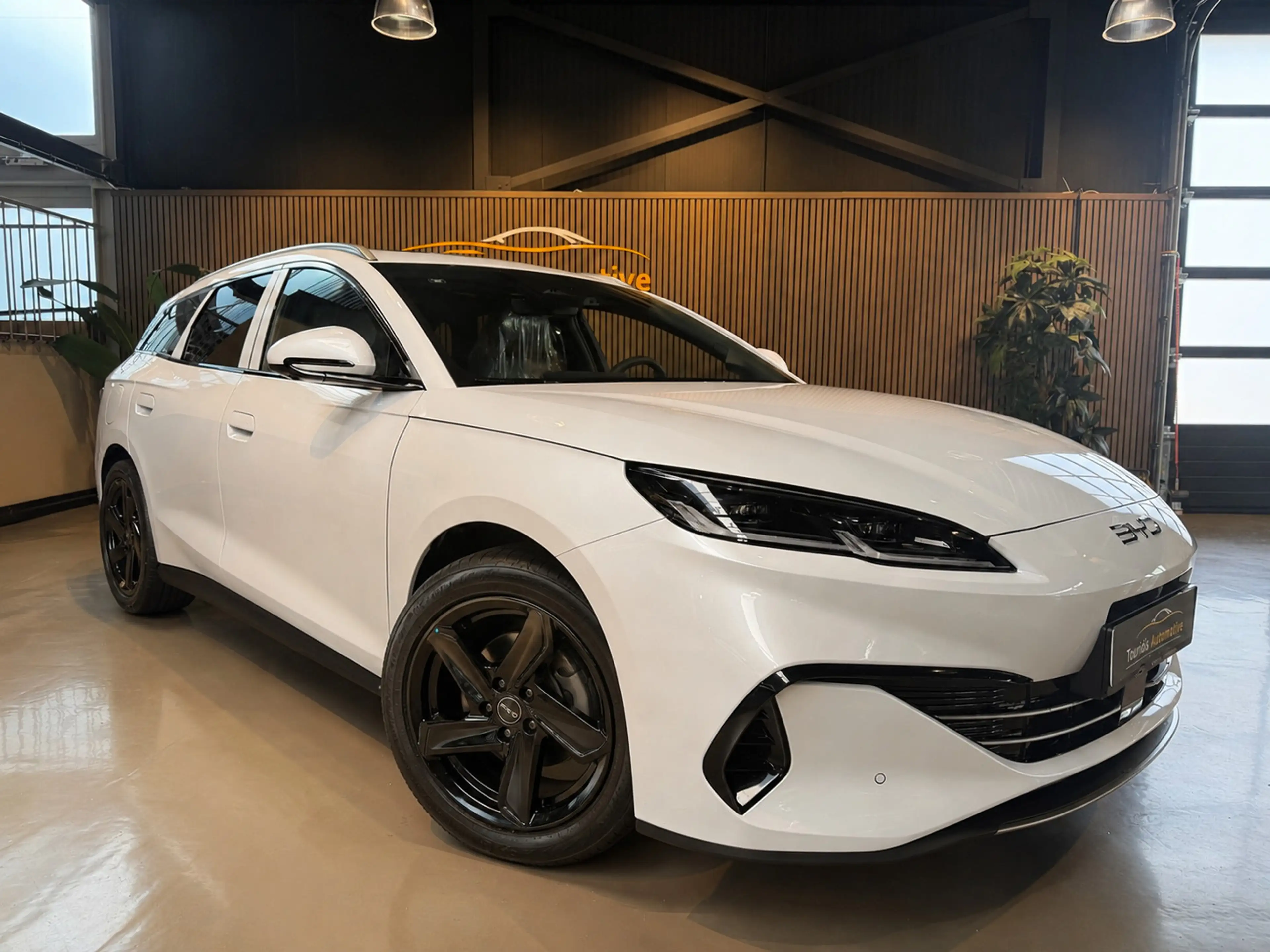 BYD Seal 6 Touring 1.5 DM-i PHEV | Boost | Leder | Camera | A