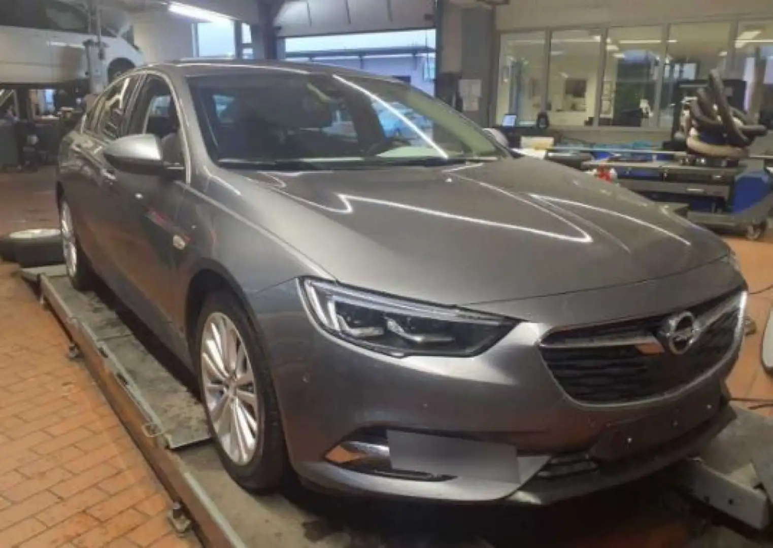 Opel Insignia Grand Sport 1.5 Turbo Innivation LED NA Grau - 2