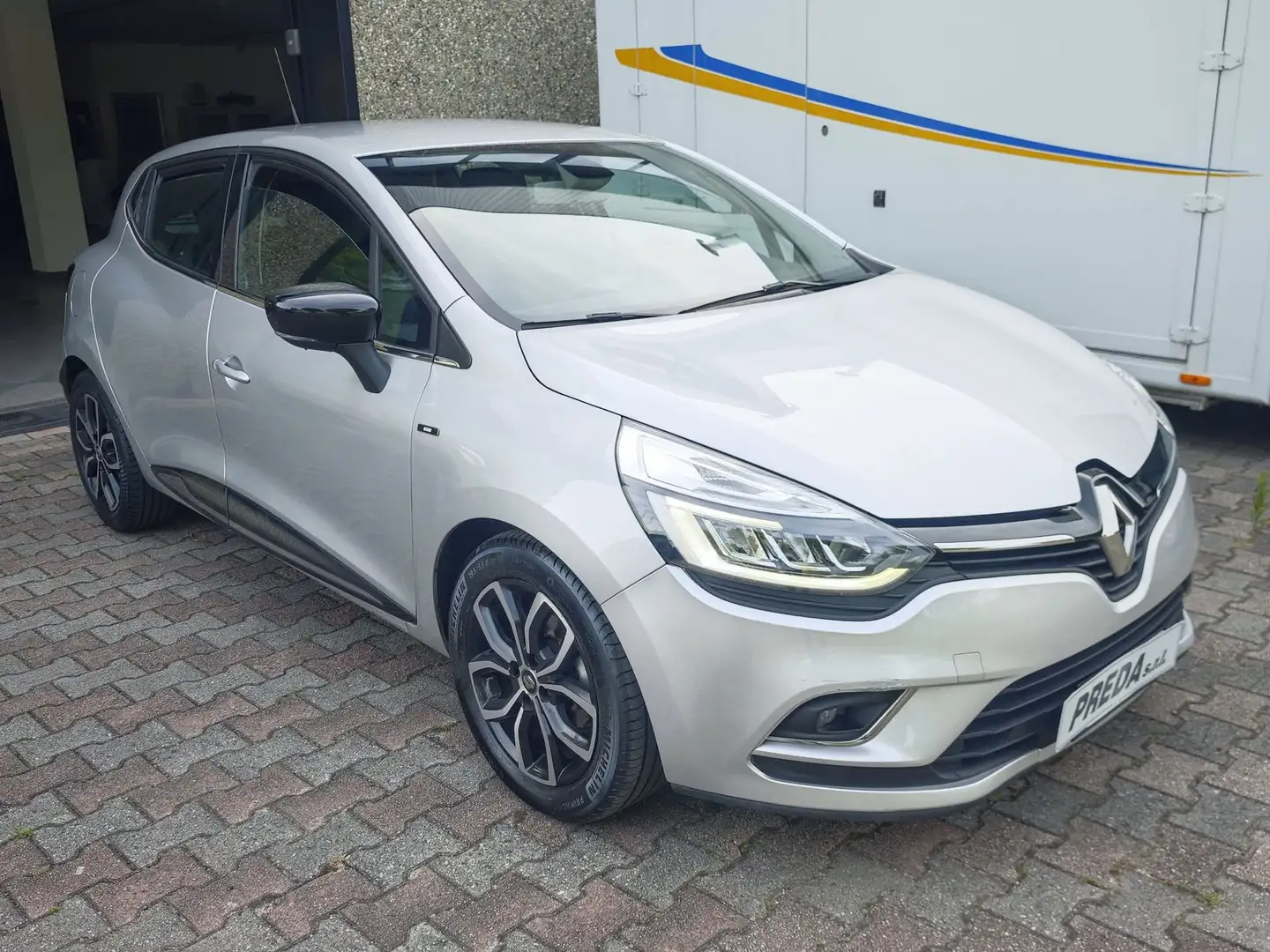 Renault Clio dCi 75 5 porte Moschino Intens - 1