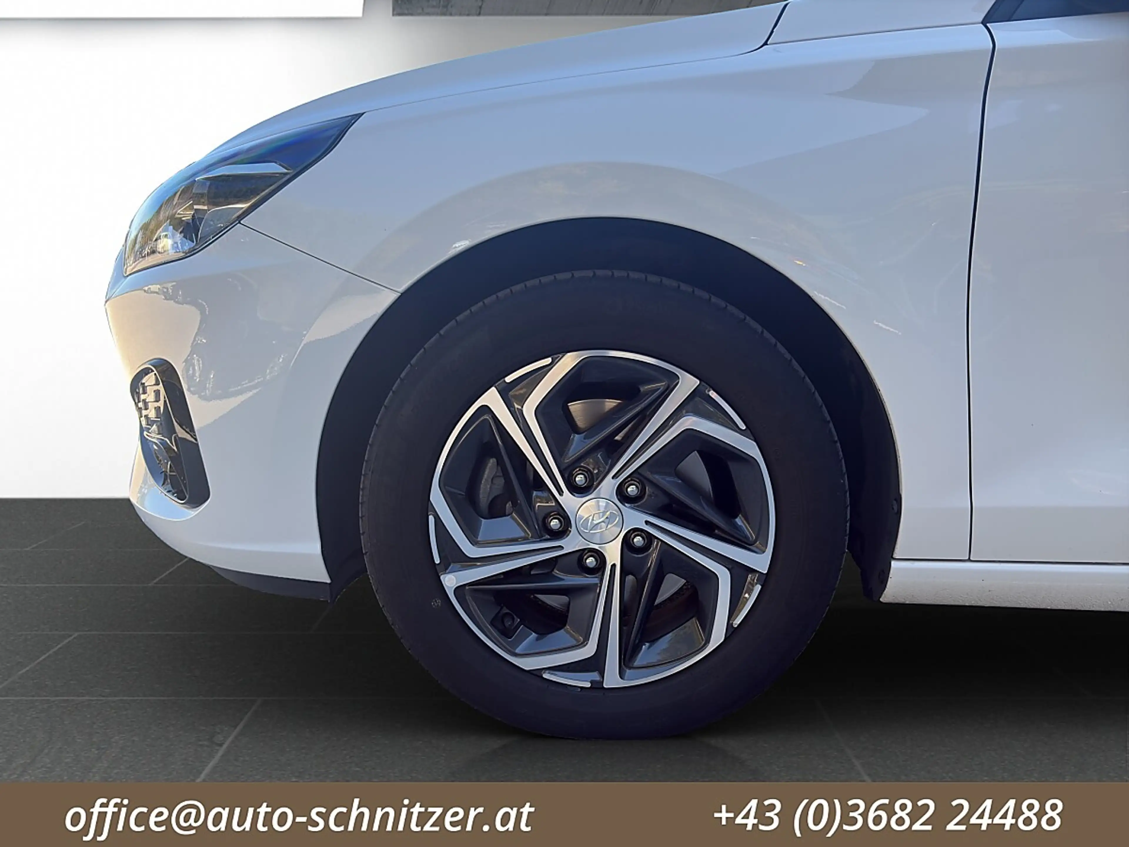 Hyundai i30 1.5 Go! (EURO 6d) — photo 14