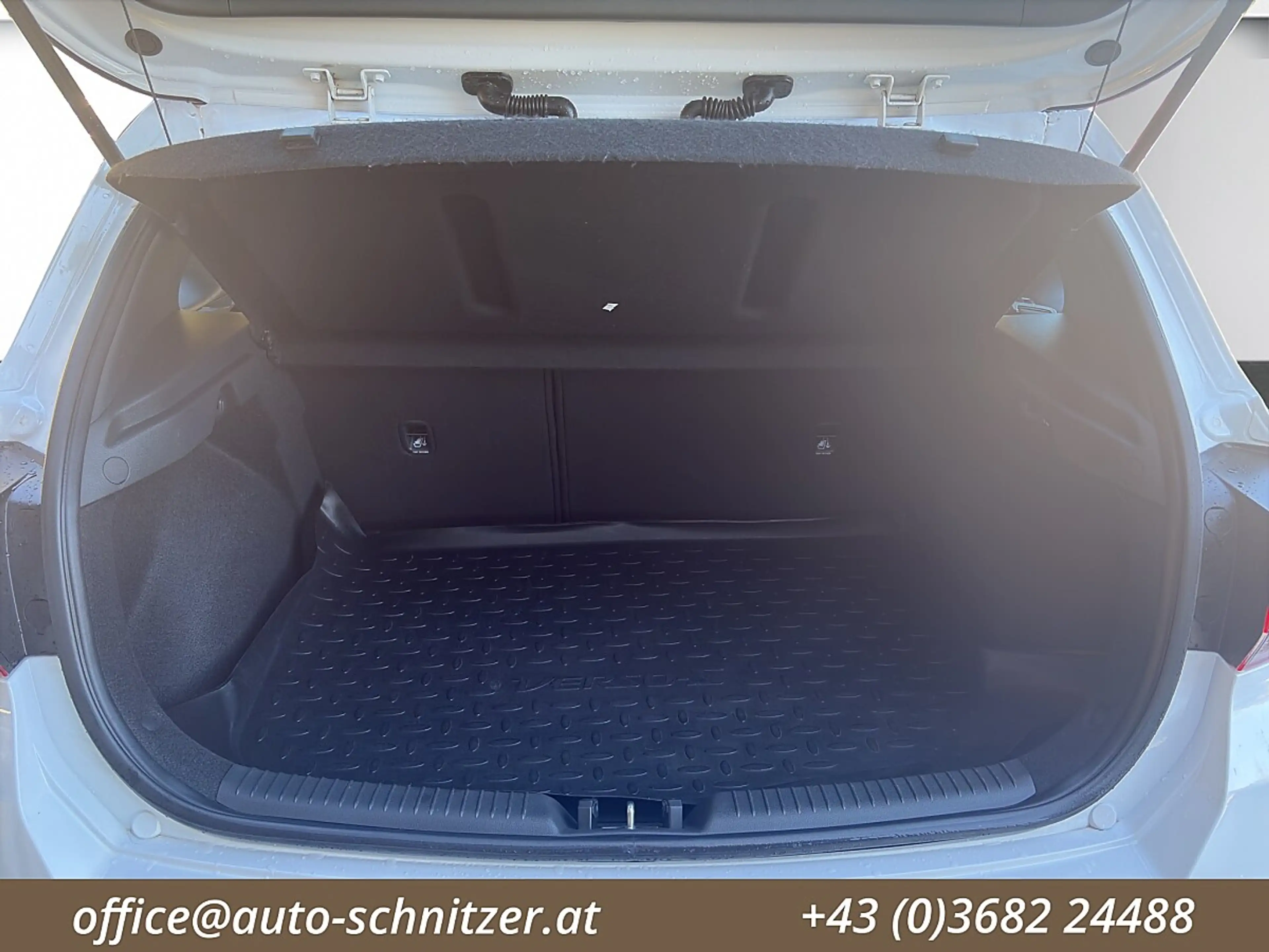 Hyundai i30 1.5 Go! (EURO 6d) — photo 13