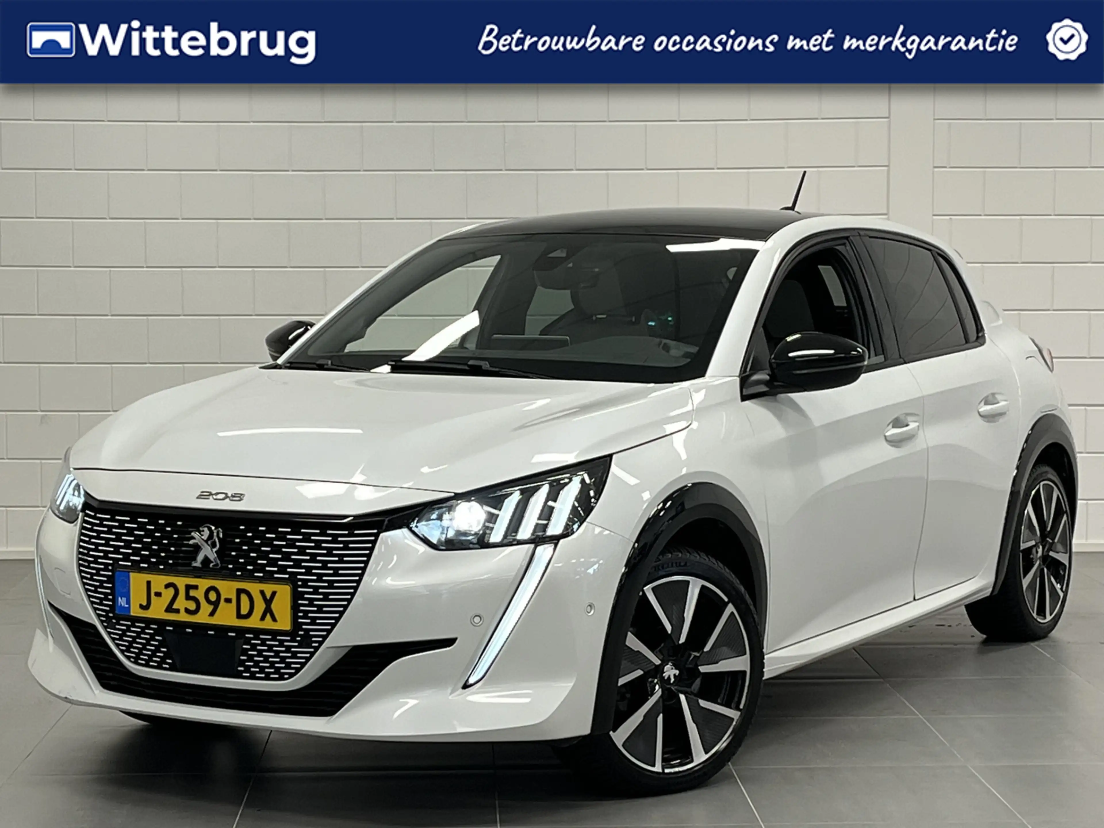 Peugeot e-208 EV GT 350 50 kWh PANORAMADAK | I-COCKPIT | COMPLET
