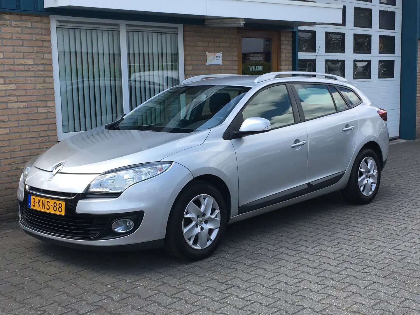 Renault Megane Estate 1.5 dCi Expression Gris - 1
