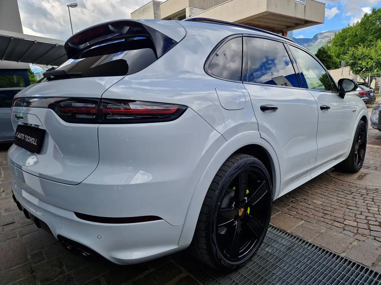 Porsche Cayenne 3.0E-Hybrid 462Cv SportDesign PlatinumEdition 22", миниатюра 3