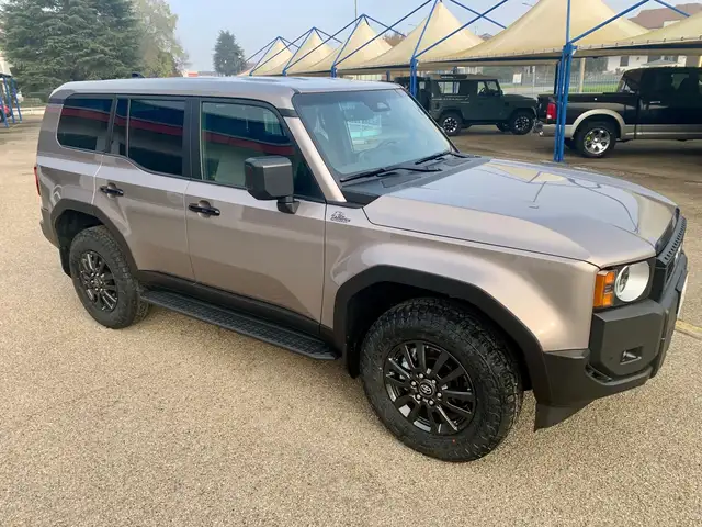 Toyota Land Cruiser "1958" -  2.4 4L Twin Turbo benzina mil hybrid max