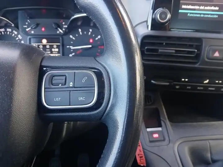 Citroën Berlingo 2021, foto 6