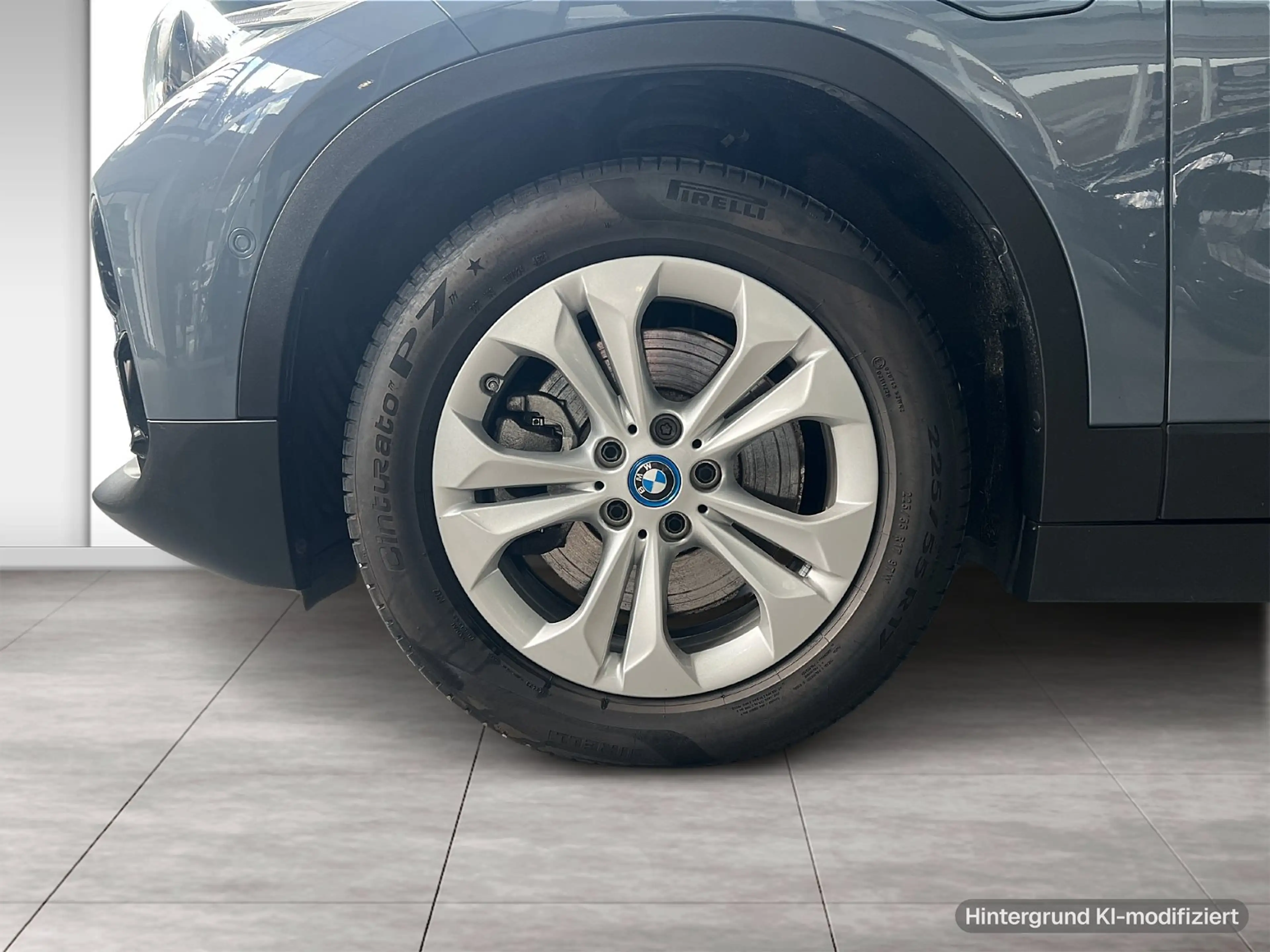 BMW X2 xDrive25e Advantage DAB LED RFK Navi Shz PDC — photo 6