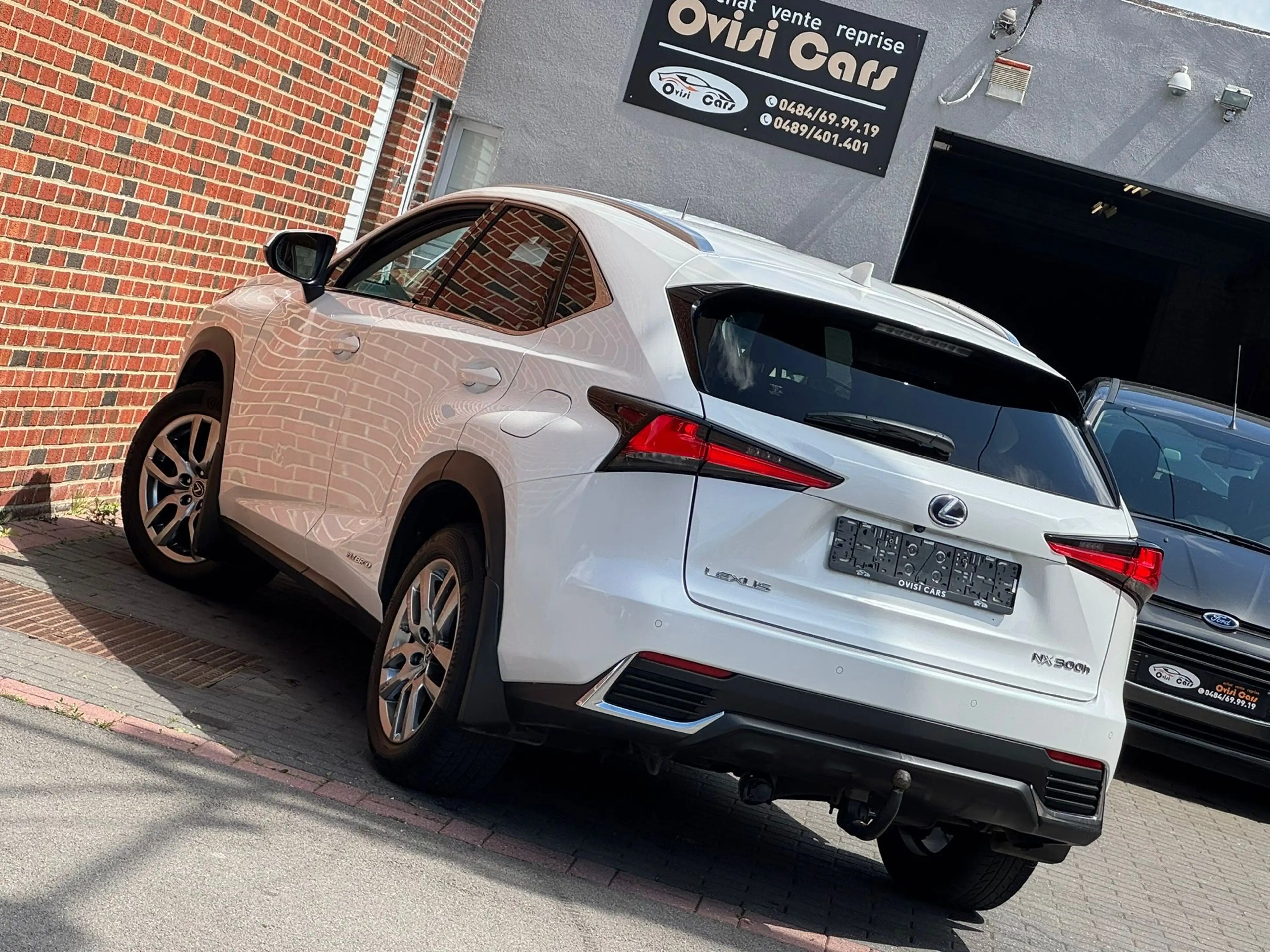 Lexus NX 300h NX 300h 2.5i AWD Executive Line E-CVT (EU6.2) — photo 5
