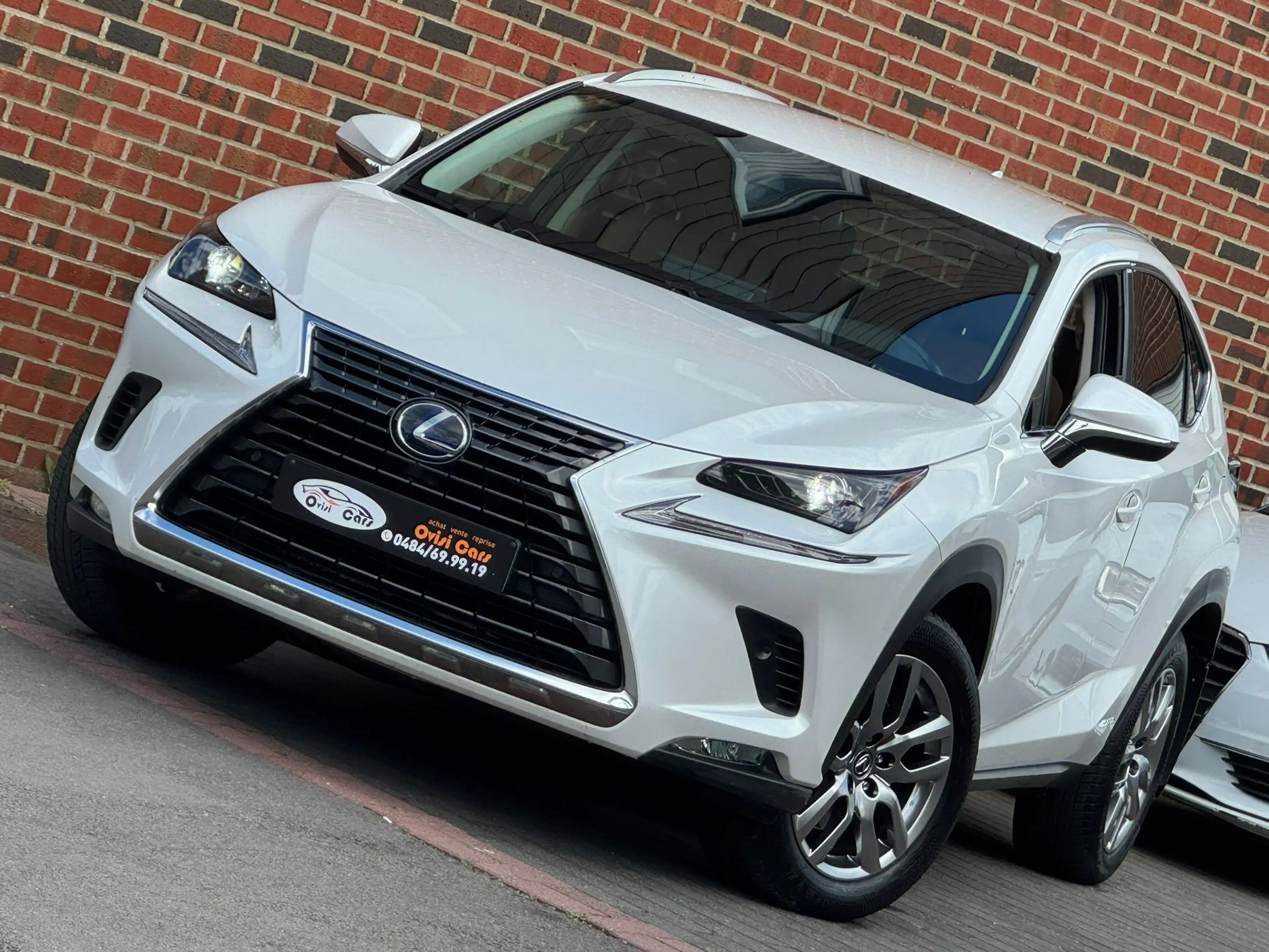 Lexus NX 300h NX 300h 2.5i AWD Executive Line E-CVT (EU6.2)