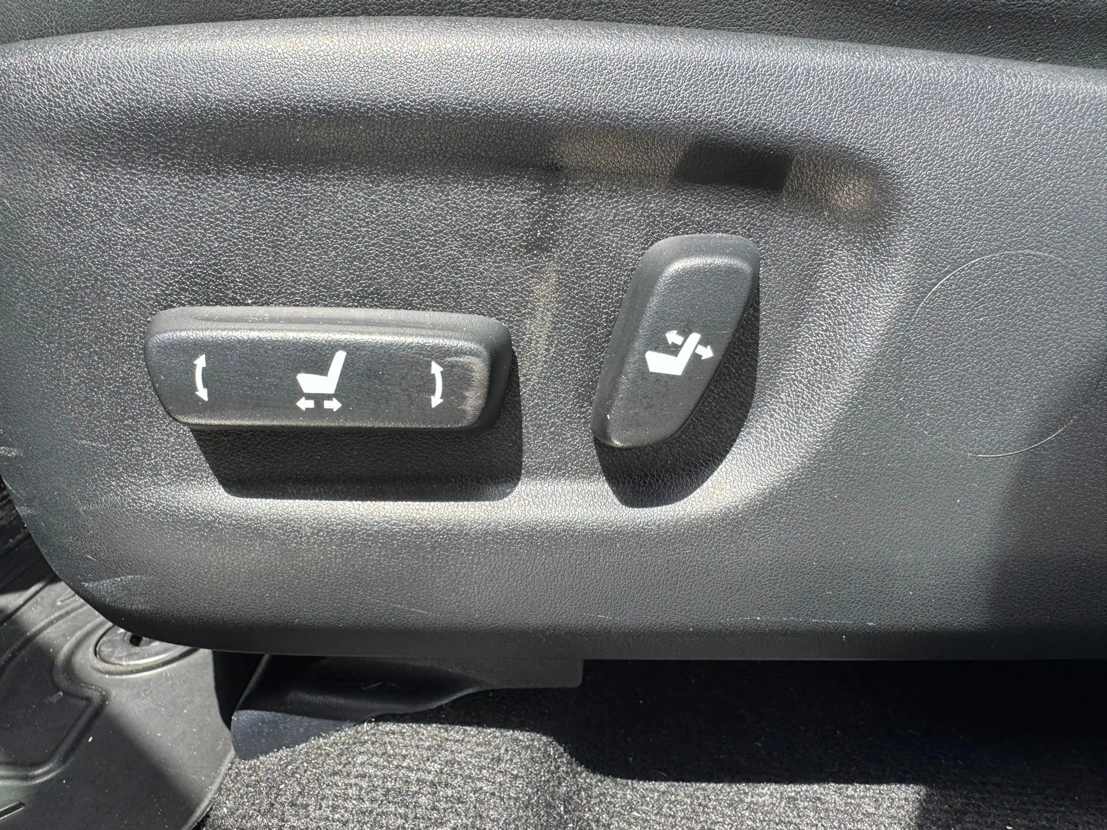 Lexus NX 300h NX 300h 2.5i AWD Executive Line E-CVT (EU6.2) — photo 10