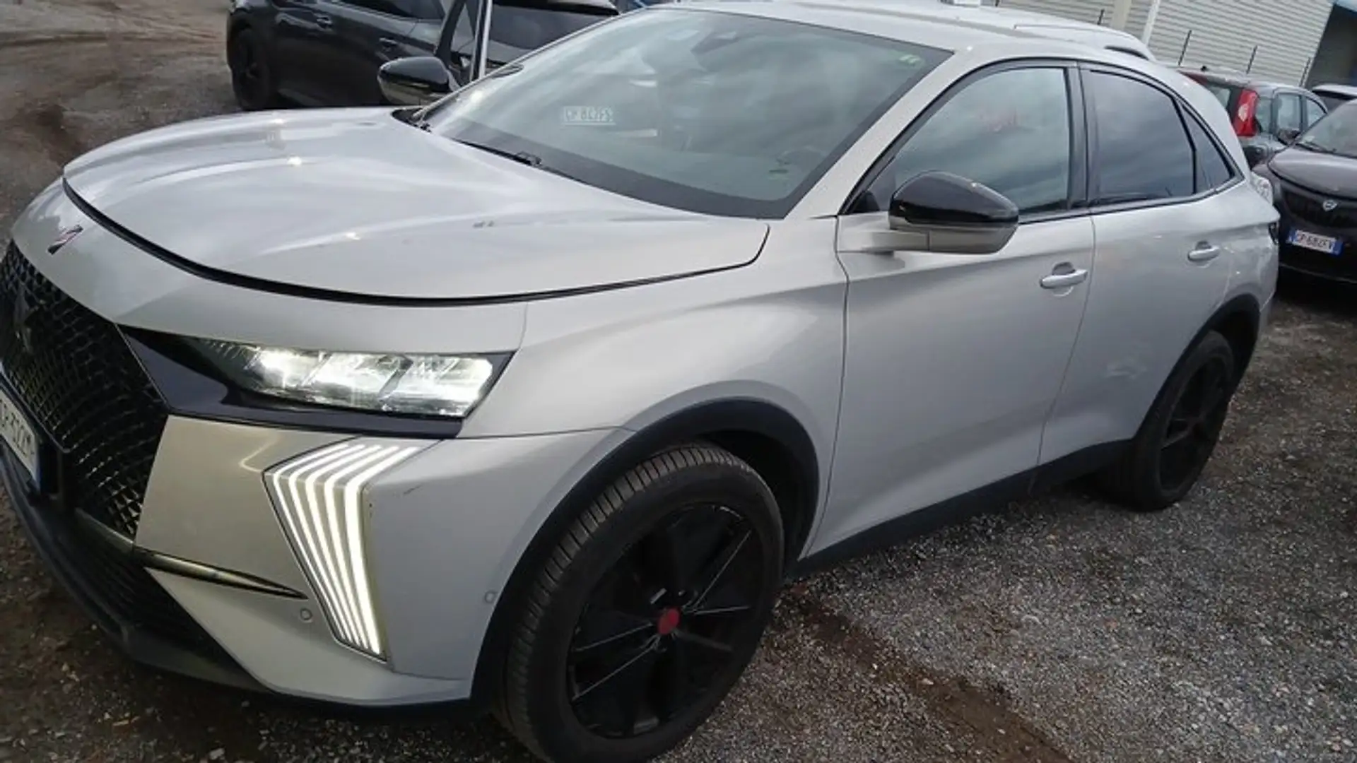 DS Automobiles DS 7 1.5 bluehdi Performance Line 130cv - GP322MH Argent - 2