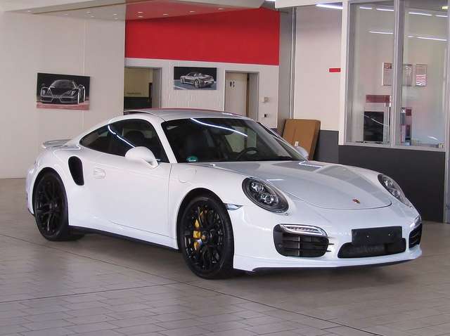 Imagine Porsche 911 991 TURBO S *KERAMiK*CARBON*PDCC*SSD* DEKRA