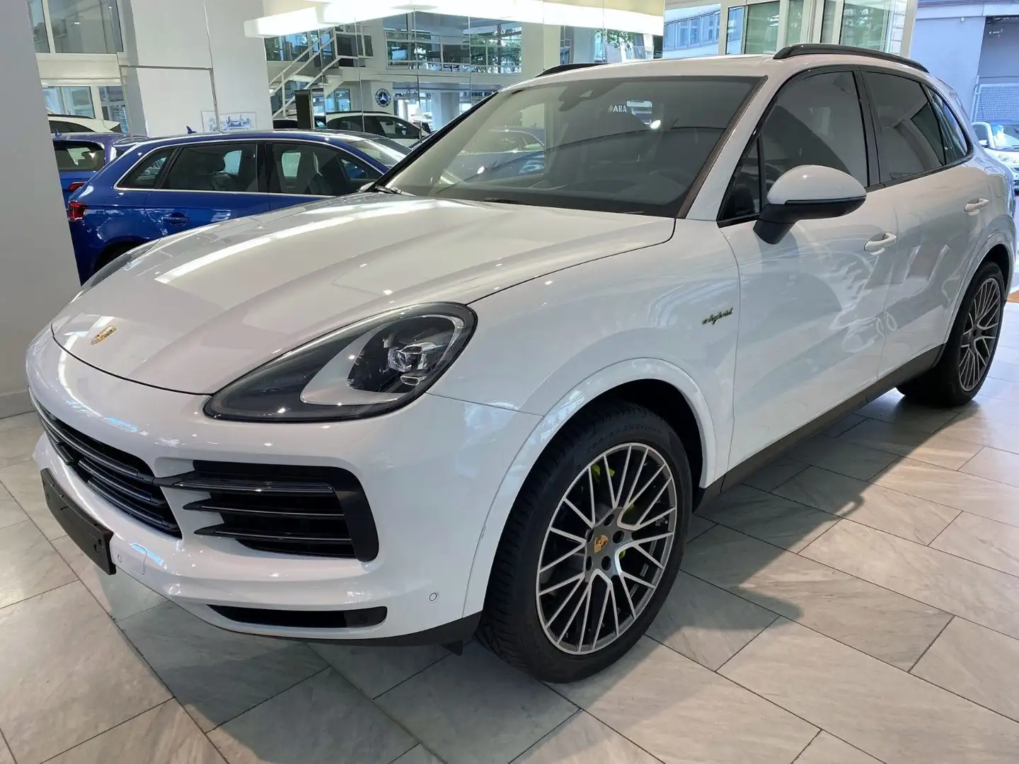 Porsche Cayenne E-Hybrid Platinum Edition Wit - 1