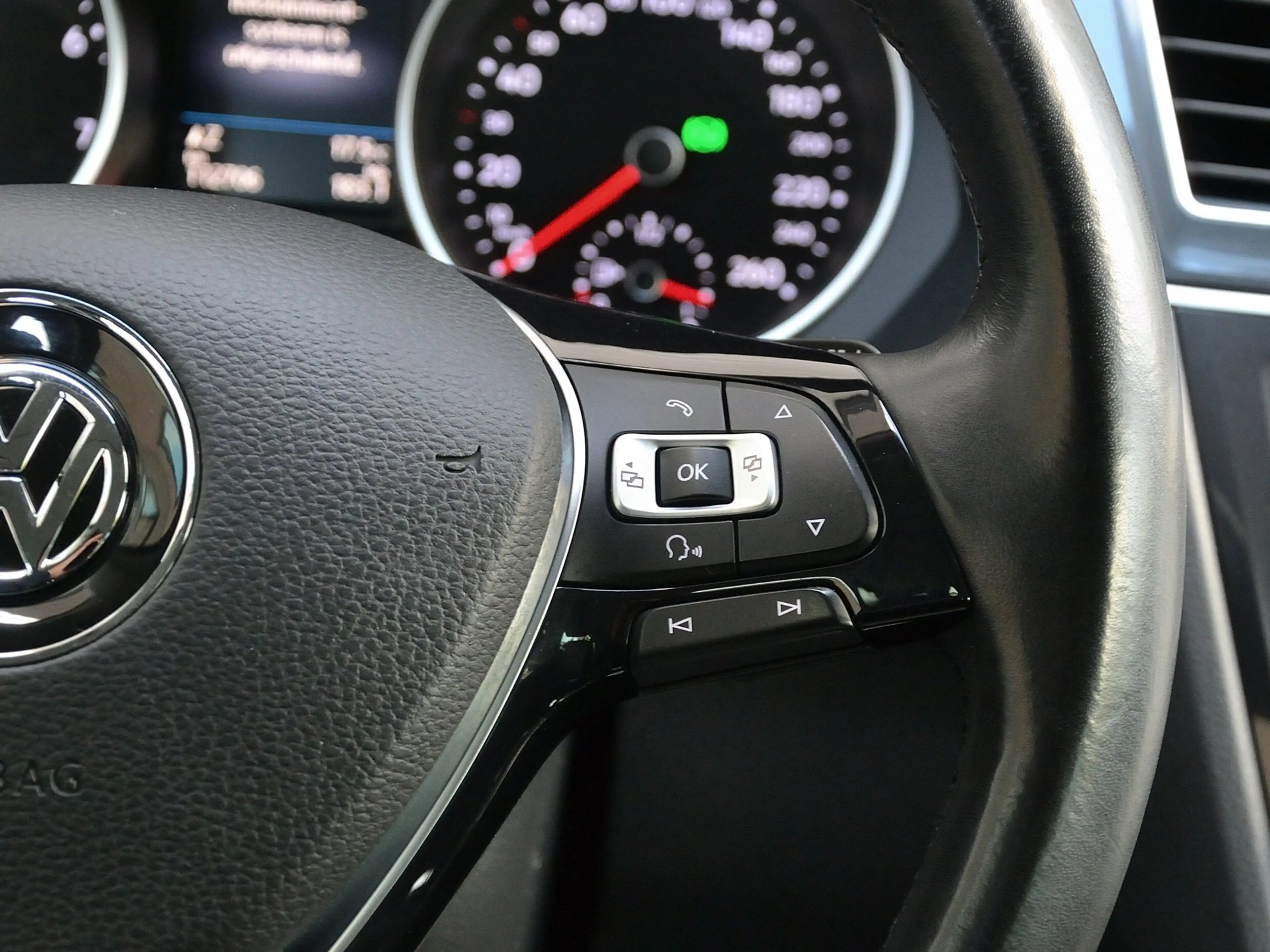 Volkswagen Tiguan 1.4 TSI ACT 150PK Comfortline Automaat | Navigatie — photo 19