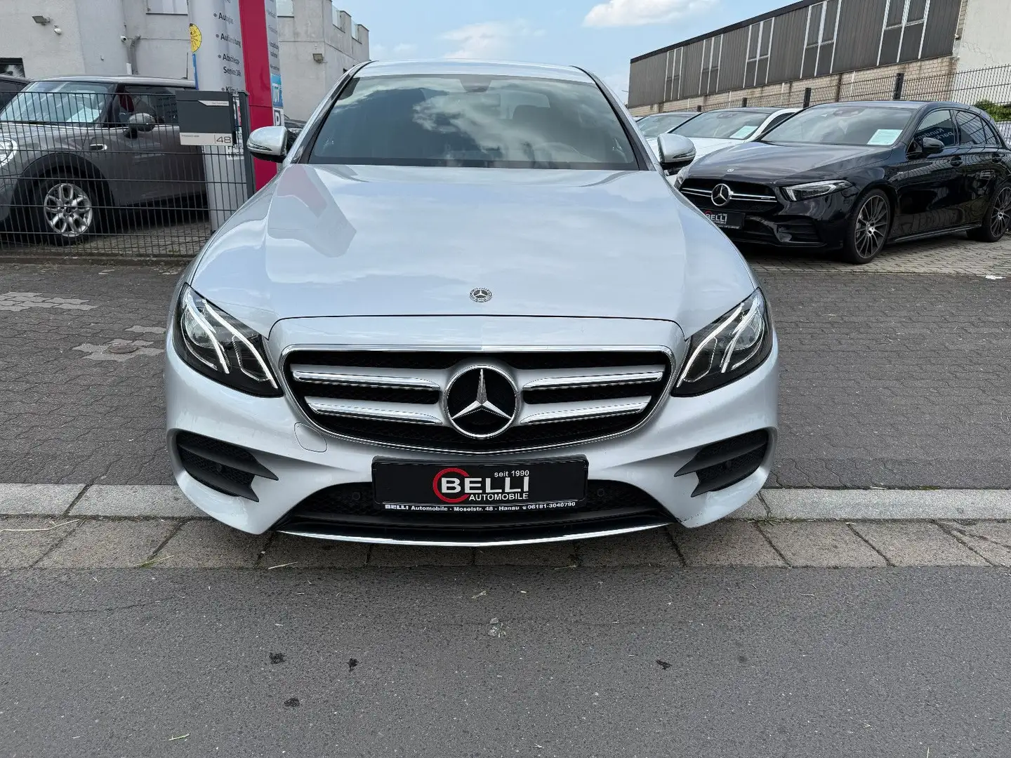 Mercedes-Benz E 220 d AMG-Line LED 20" Totwinkel FINANZIERUNG Silber - 2