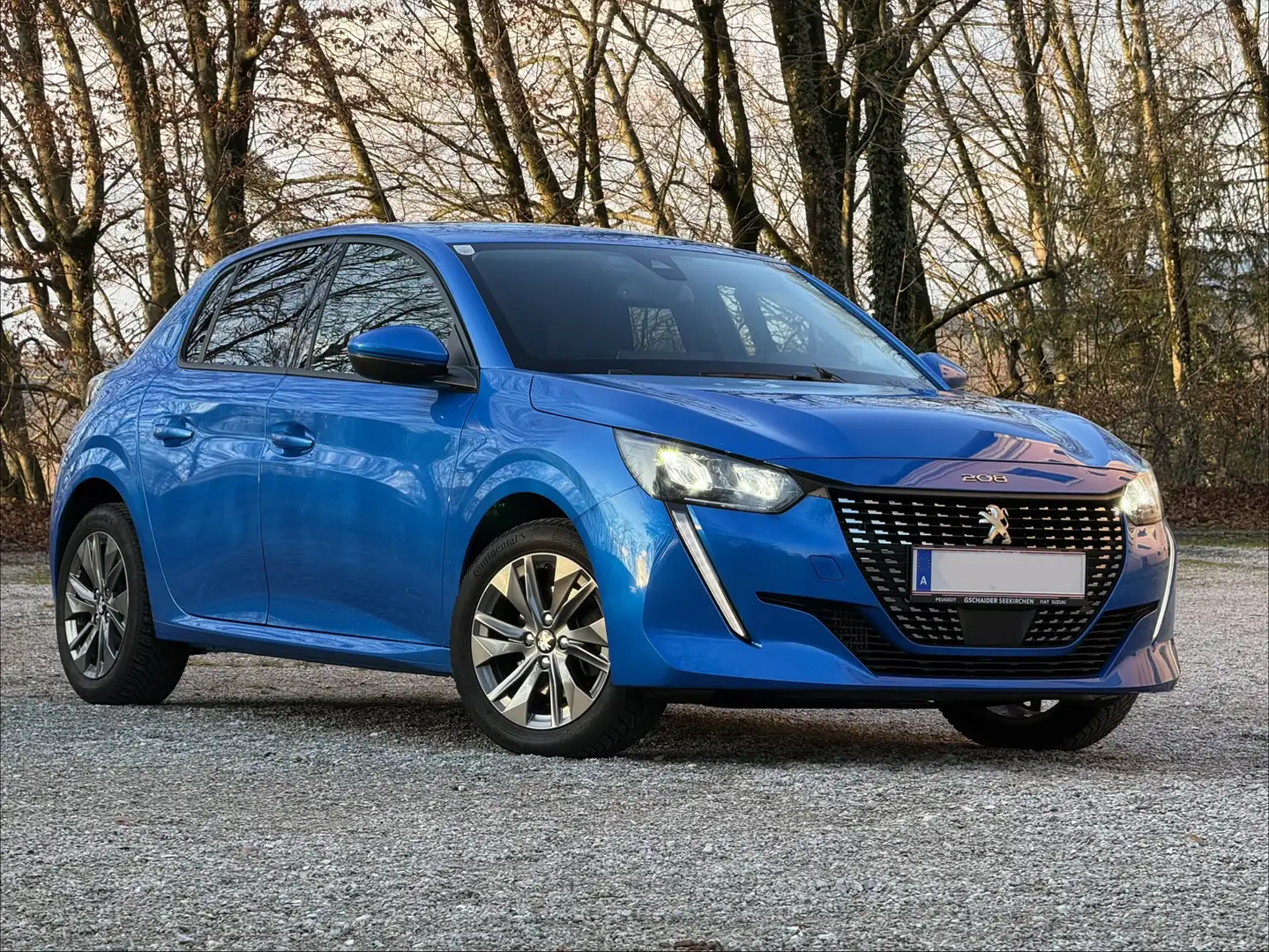 Peugeot 208 PureTech 100 Allure - 1